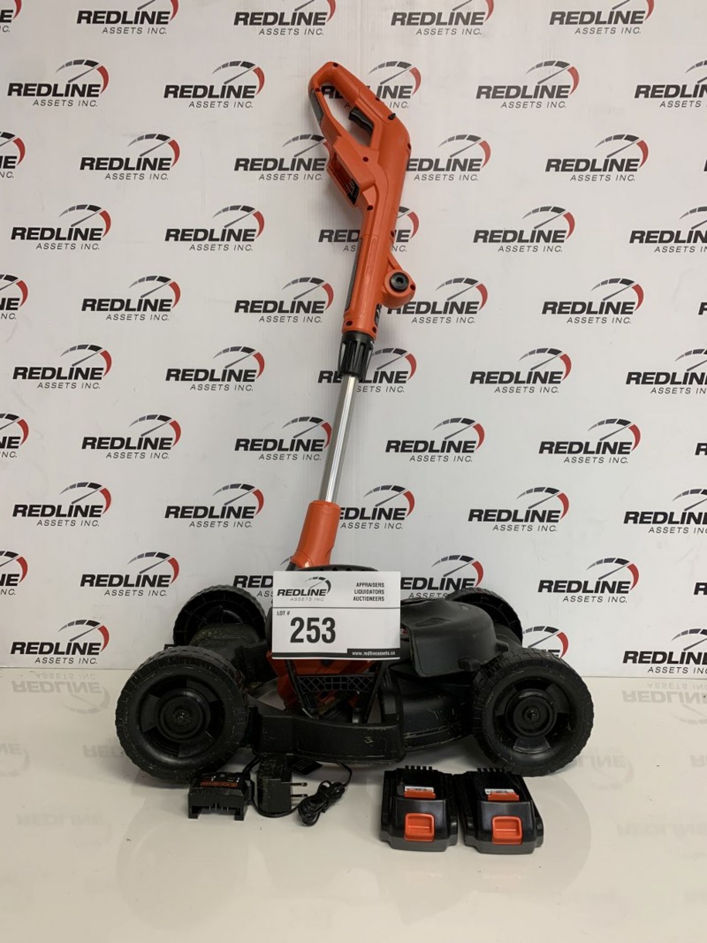 Black And Decker - 20V 3 In 1 - 12 Inch Compact Mower