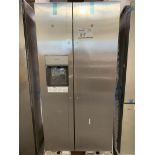 Frigidaire - Side by Side Refrigerator, 33 inch Width, 22.2 cu. ft. Capacity, Stainless Steel colour