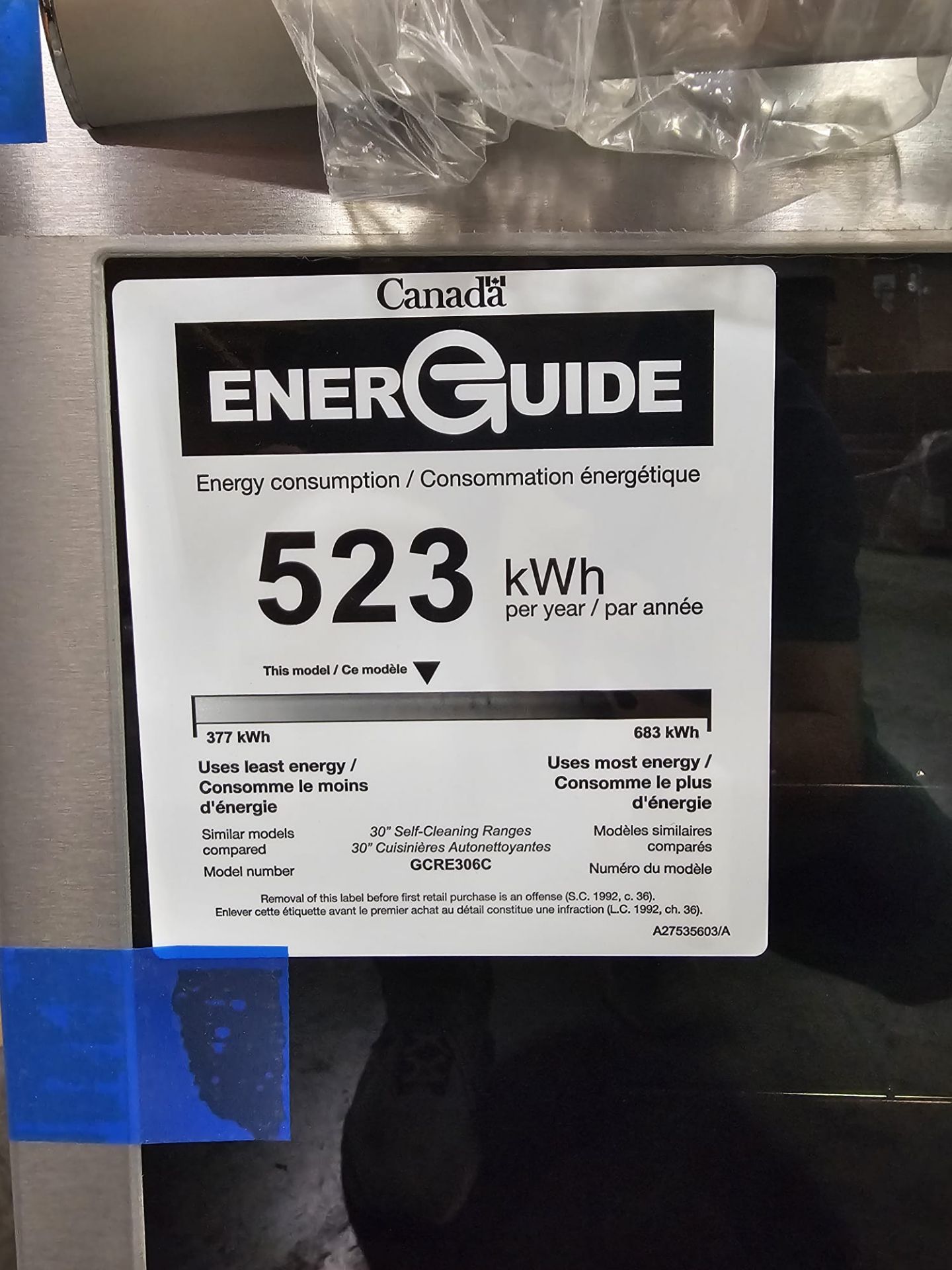 Frigidaire Gallery - Range, Electric, 30 inch Exterior Width, Self Clean, Convection, 5 Burner - Image 4 of 5