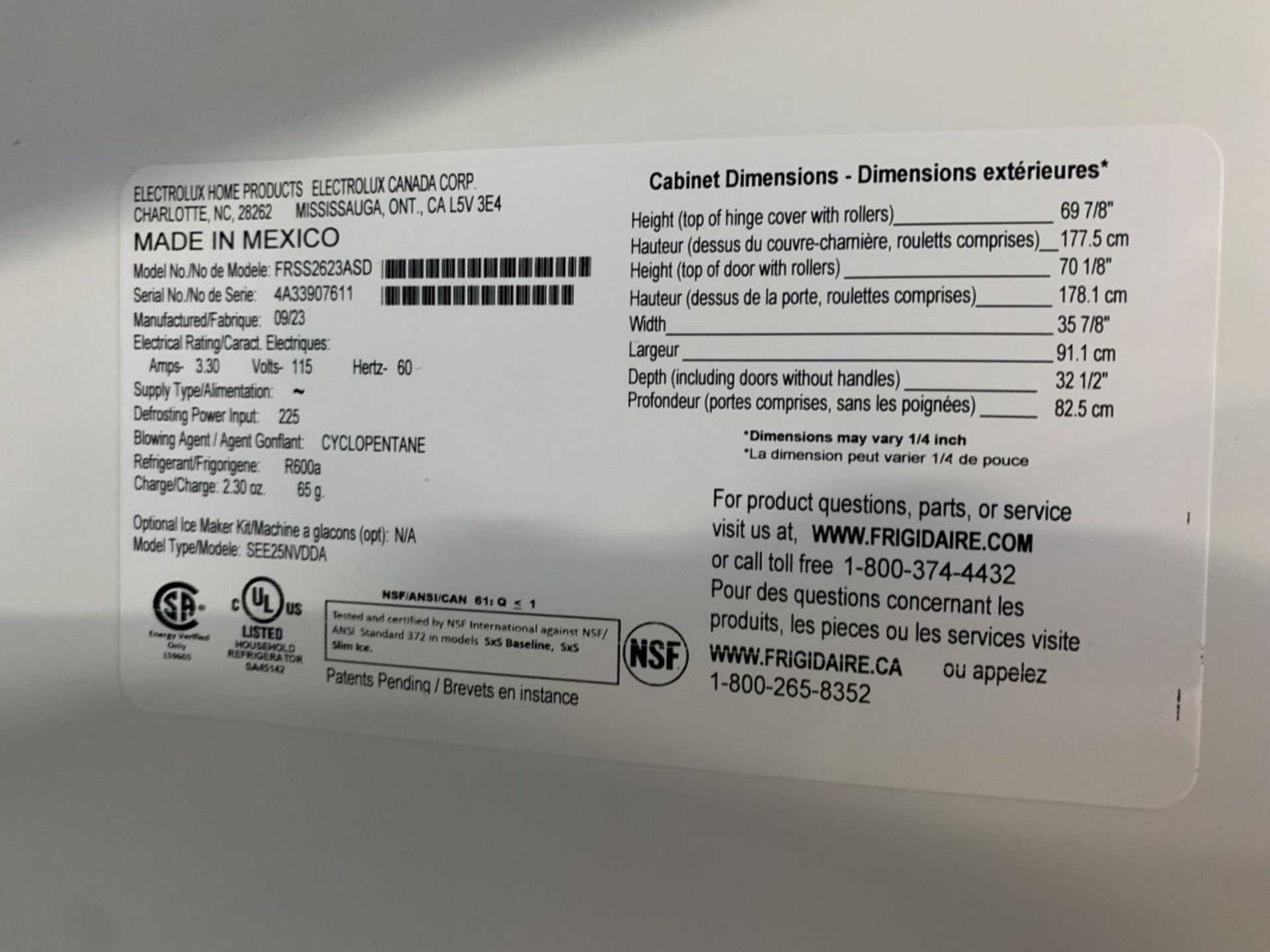 Frigidaire - Side by Side Refrigerator, 36 inch Width, 25.6 cu. ft. Capacity, Stainless Steel colour - Image 4 of 4