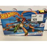 Hot Wheels - Criss Cross Crash Action Set