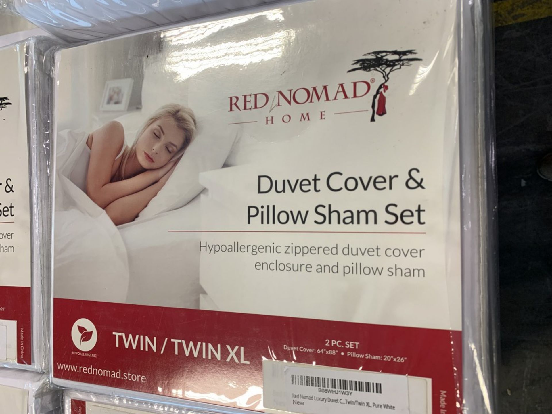 Red Nomad Home - Duvet Cover & Pillow Sham Set - Twin/Twin Xl - 320 Pcs - Image 2 of 3