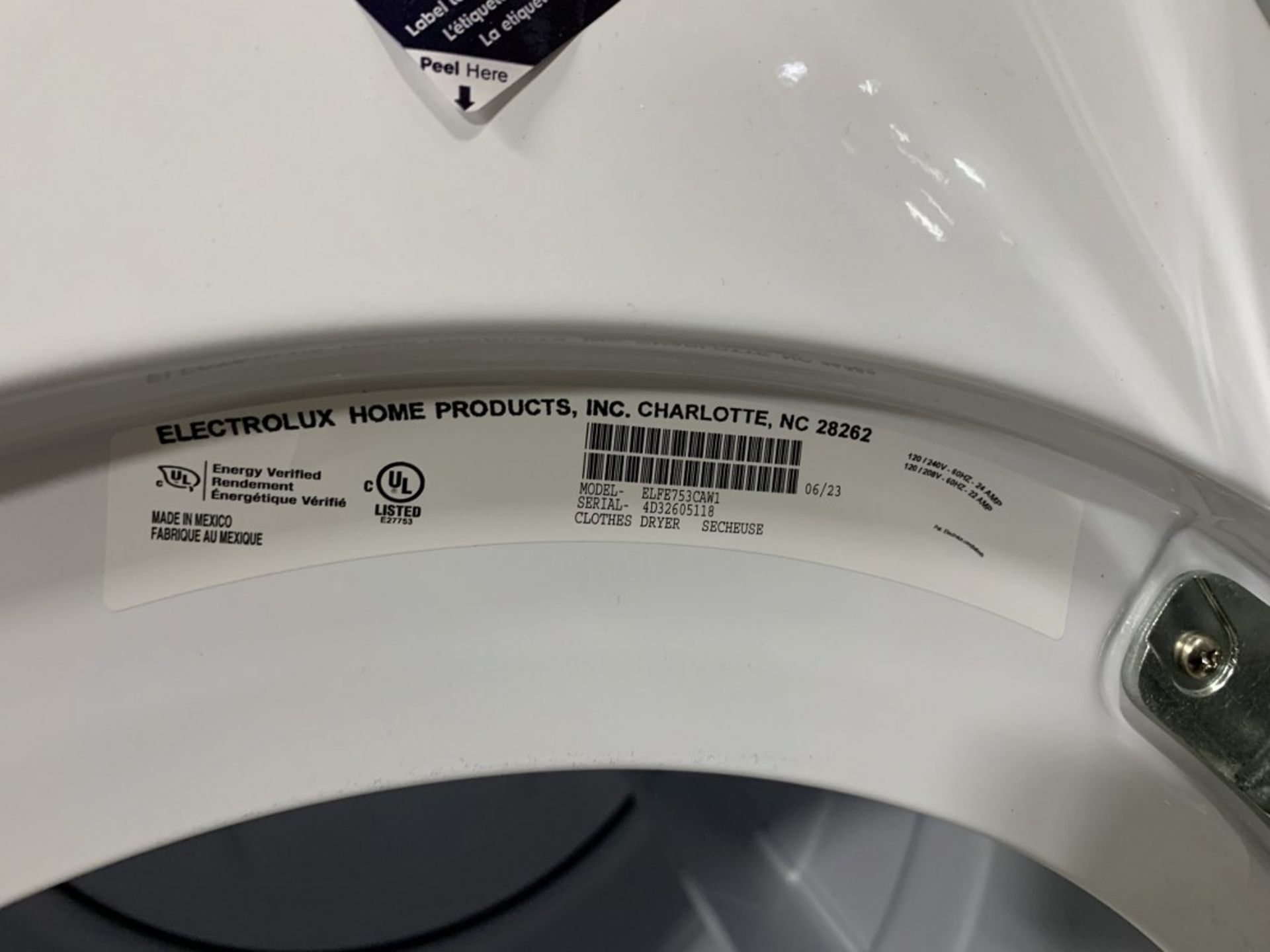 Electrolux Electric Dryer - 27 Inch Width, 8.0 Cu. Ft. Capacity, Steam Clean, 5 Temperature - Image 3 of 3