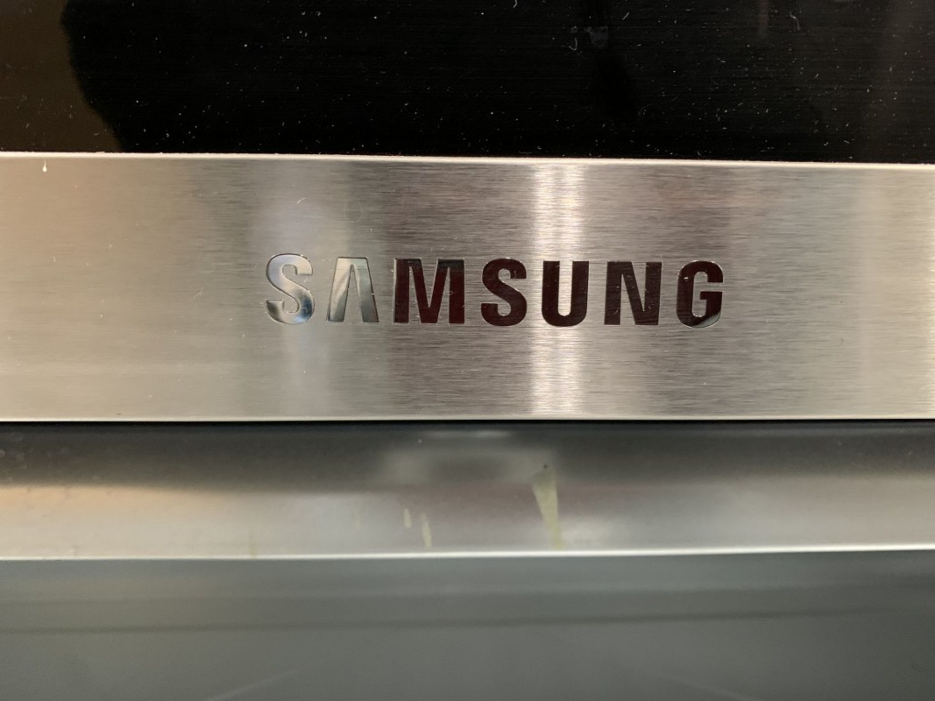 Samsung - Induction Range, 30 Inch Exterior Width, Self Clean, Convection, 4 Burners, 6.3 Cu. Ft. - Image 3 of 5
