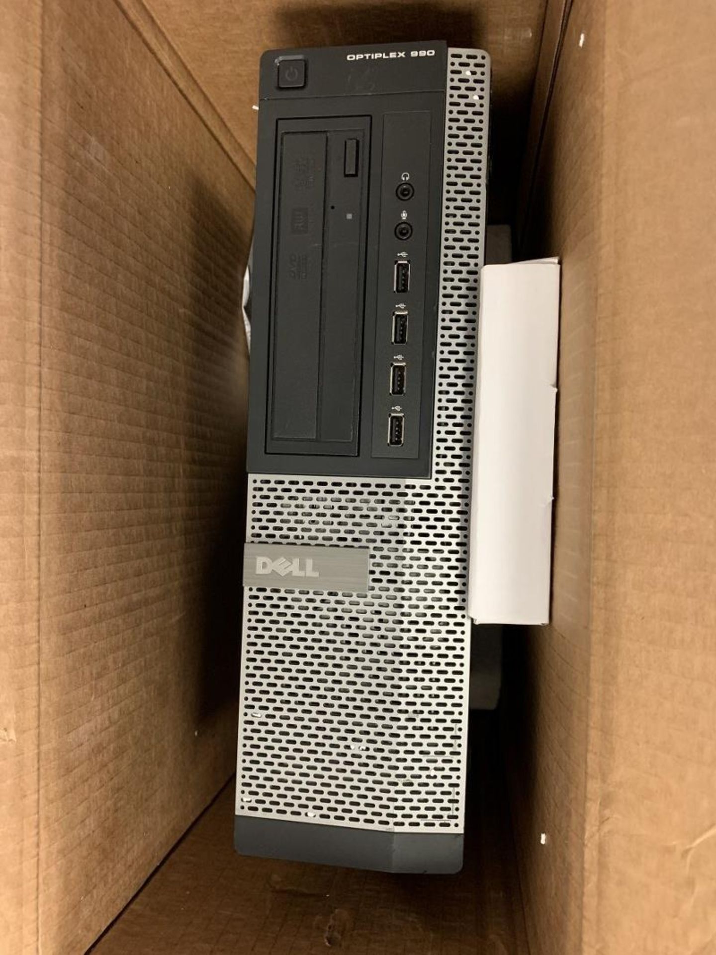 Dell - Optiplex 990 - Desktop Computer - Image 3 of 3