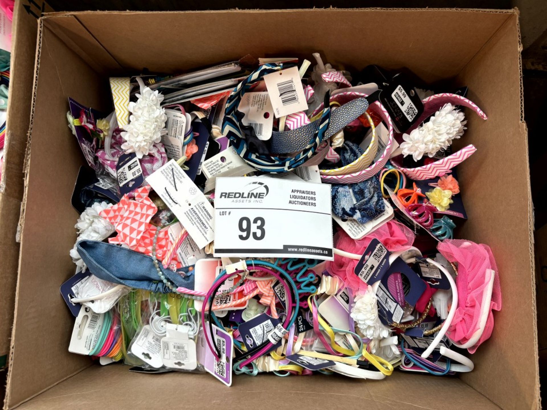 Mixed Lot - Assorted Costume Jewellry & Accessories