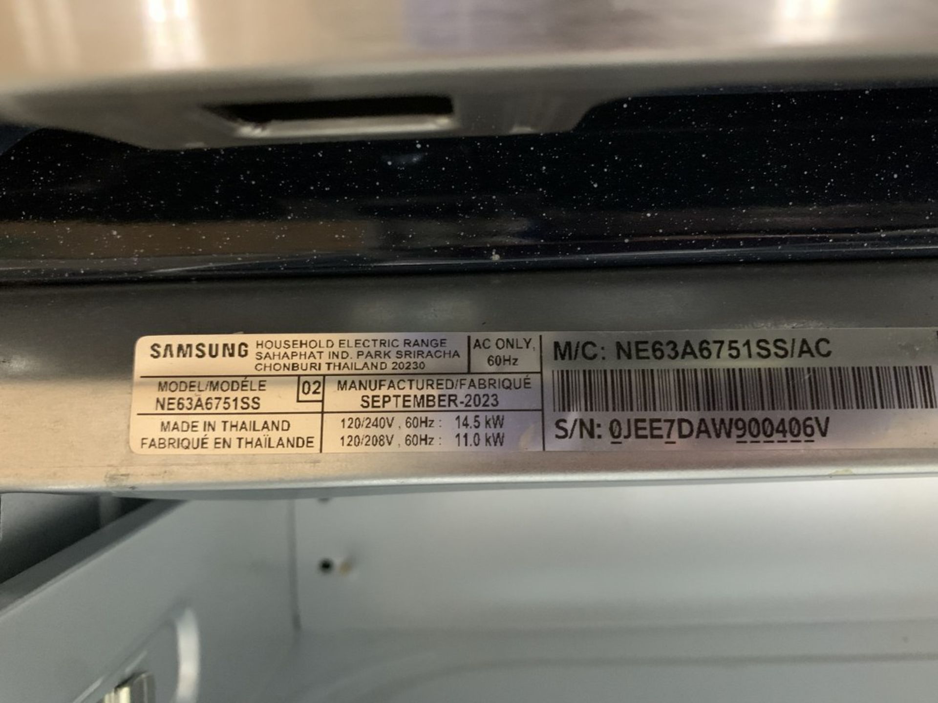 Samsung Ne63A6751Ss - Ne63A6751Ss/Ac Electric Range, 30 Inch Exterior Width, Self Clean, Convection, - Image 3 of 3