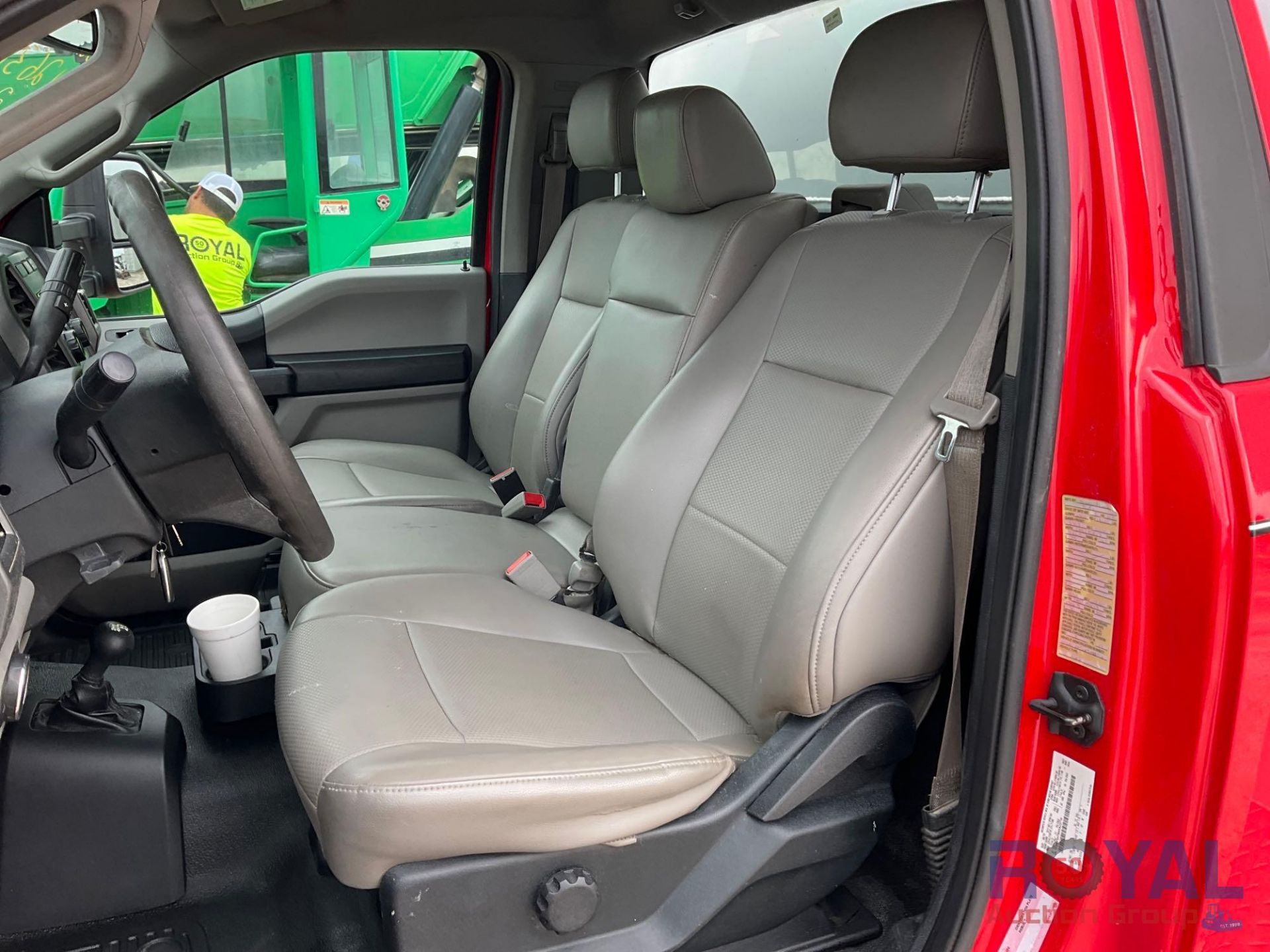 2019 Ford F350 4x4 Service Truck - Image 20 of 30