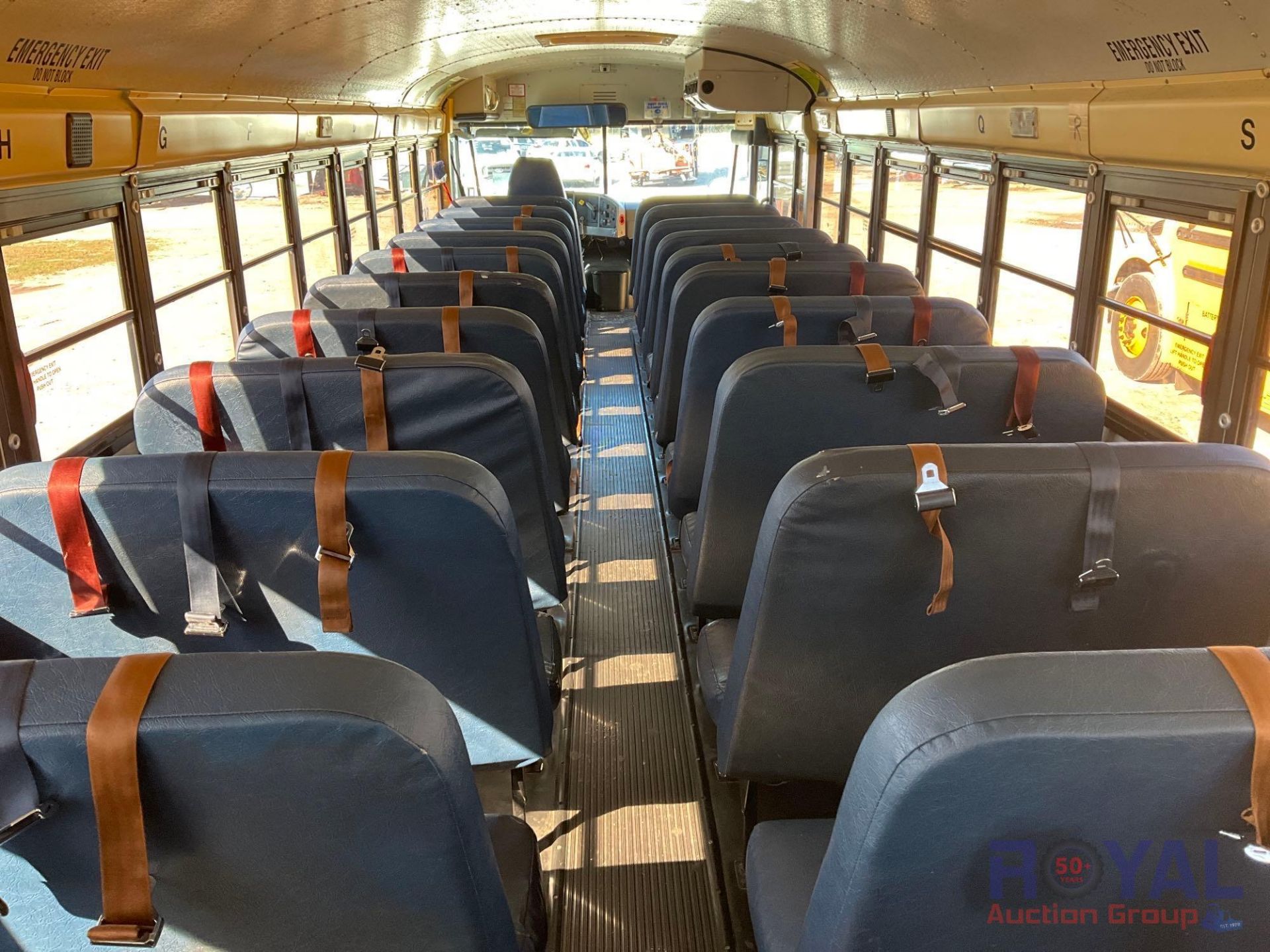 2004 IC Corporation 3000IC School Bus - Image 13 of 22