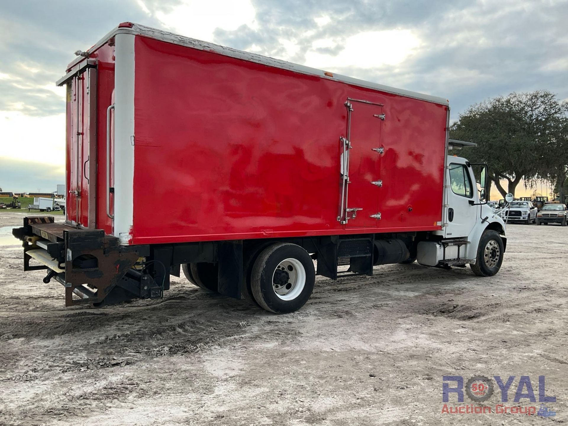 2005 Freightliner M2 106 20ft Refrigerated Box truck - Image 3 of 25