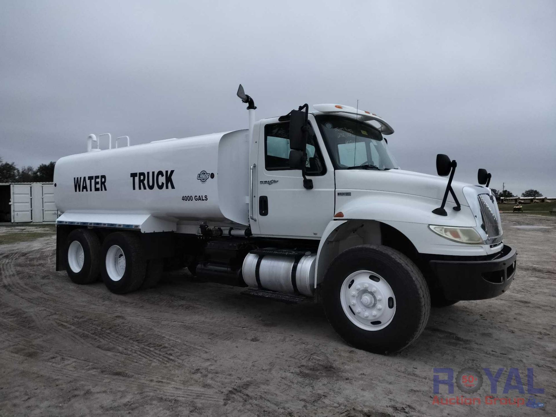 2012 International Durastar 4400 4000 Gallon T/A Water Truck - Image 2 of 26
