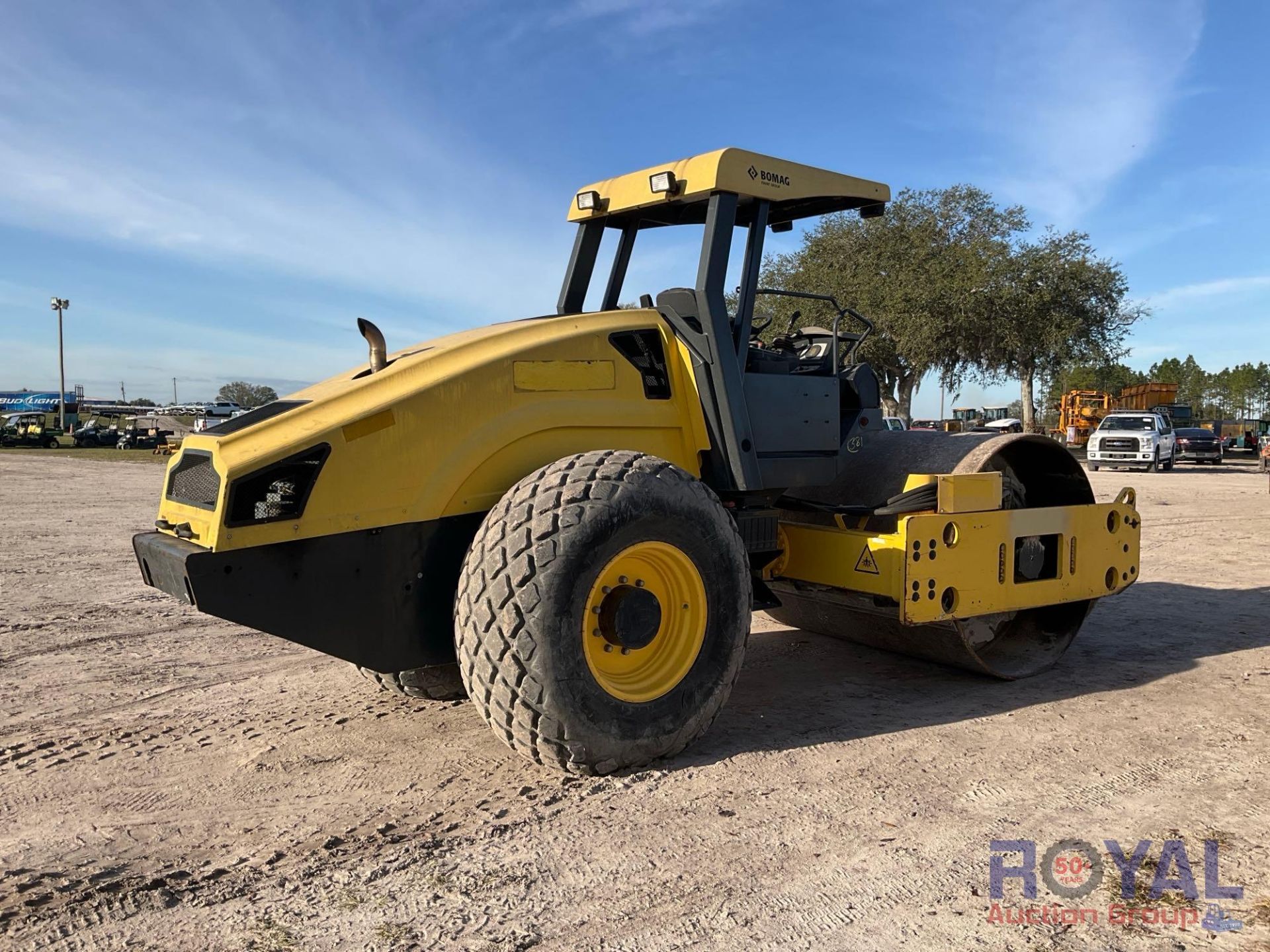 2016 Bomag BW211D-50 Vibratory Single Drum Roller - Image 2 of 24