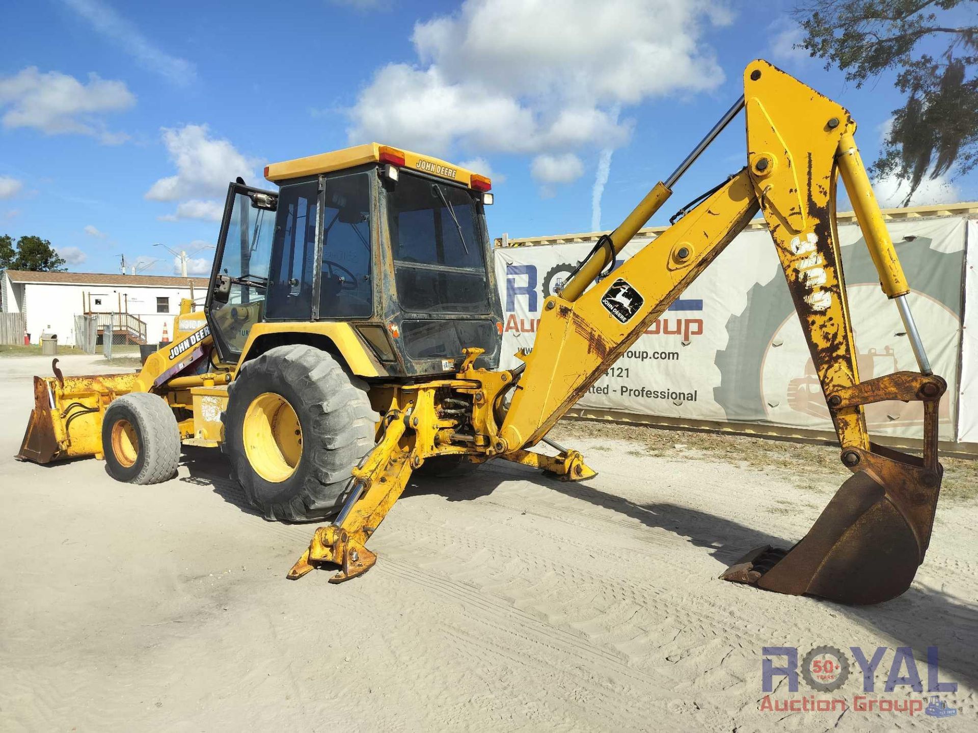 John Deere 310D Loader Backhoe - Image 4 of 19