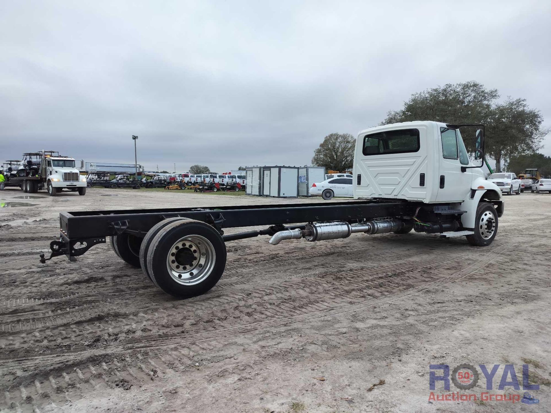 2017 International DuraStar 4300 19ft Chassis - Image 3 of 22