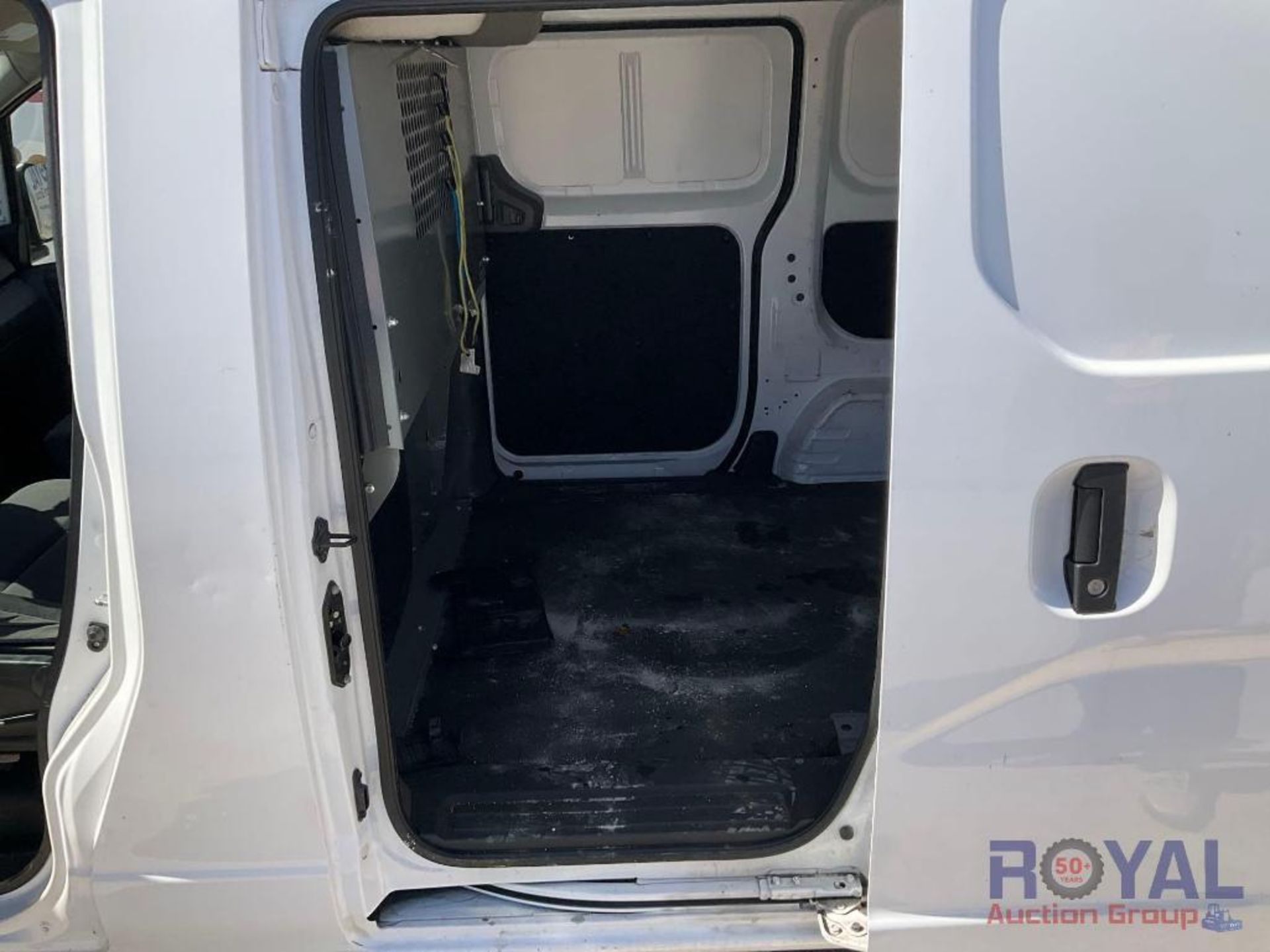 2019 Nissan NV2000 Van Cargo Van - Image 23 of 28