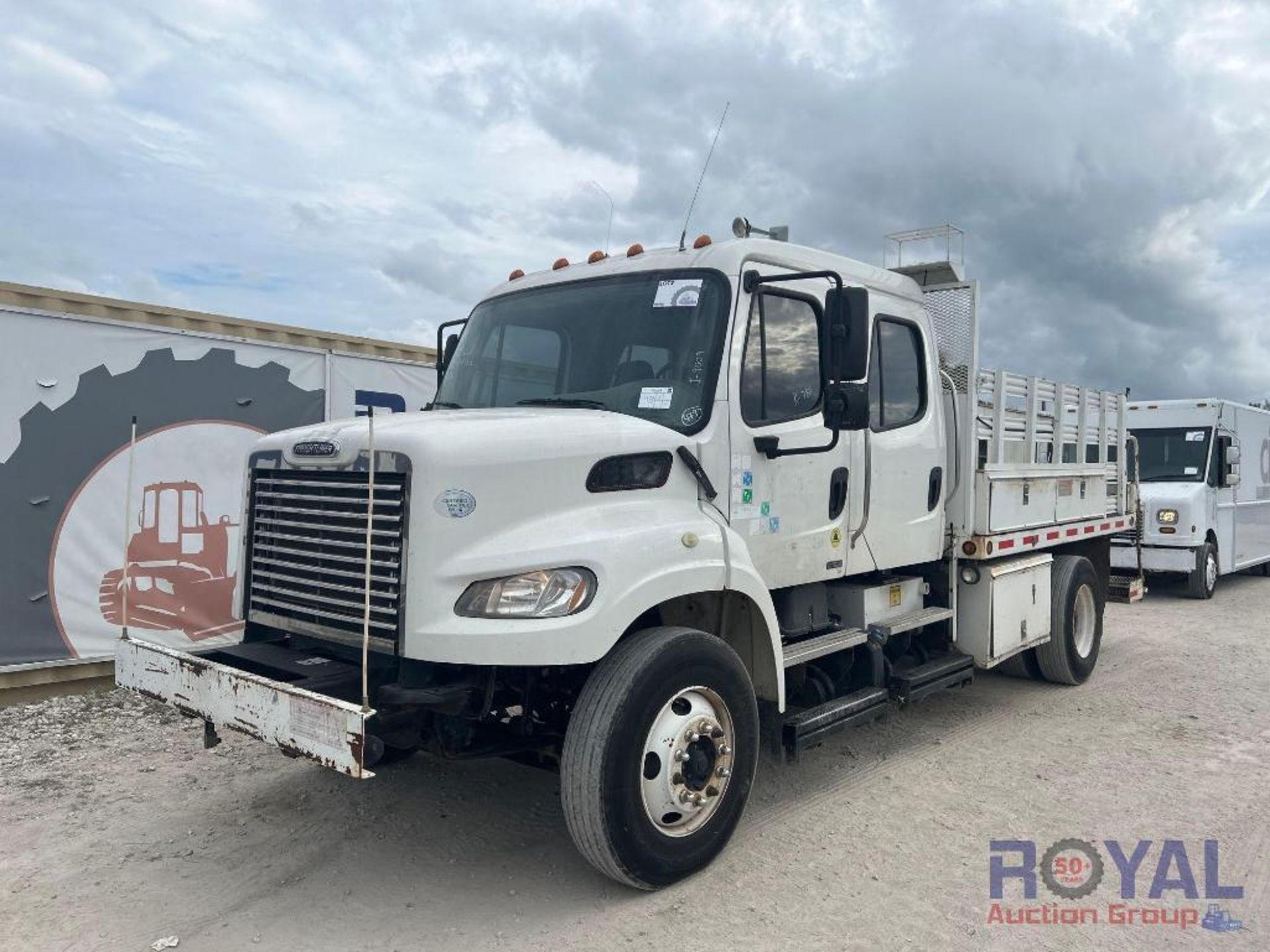 2011 Freightliner M2 106 Heavy Duty Crew Cab Utility Flatbed Truck