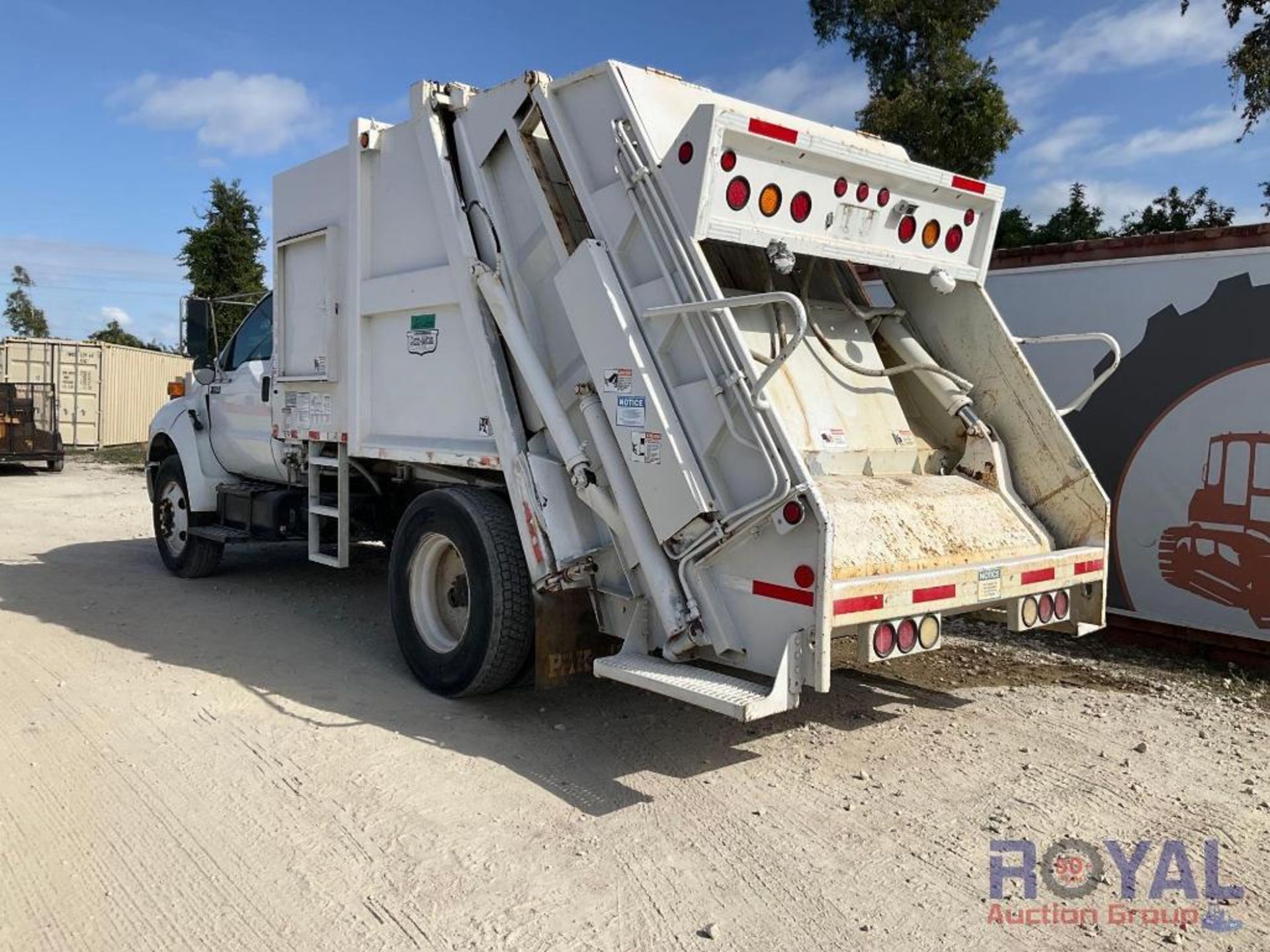 2011 Ford F750 Pak-Mor Rear Loader Garbage Truck - Image 2 of 46