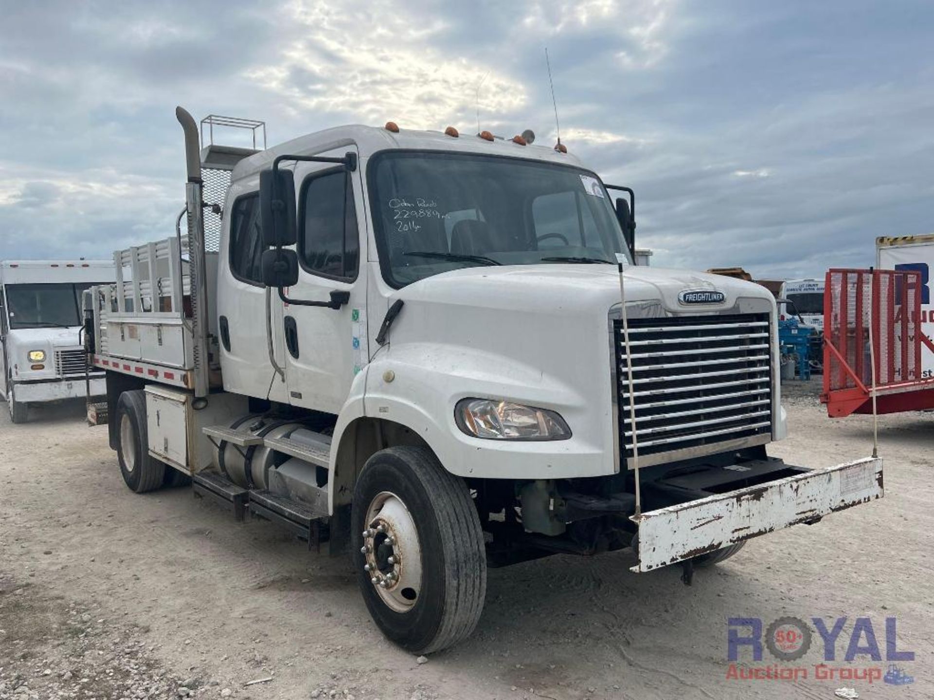 2011 Freightliner M2 106 Heavy Duty Crew Cab Utility Flatbed Truck - Image 2 of 34