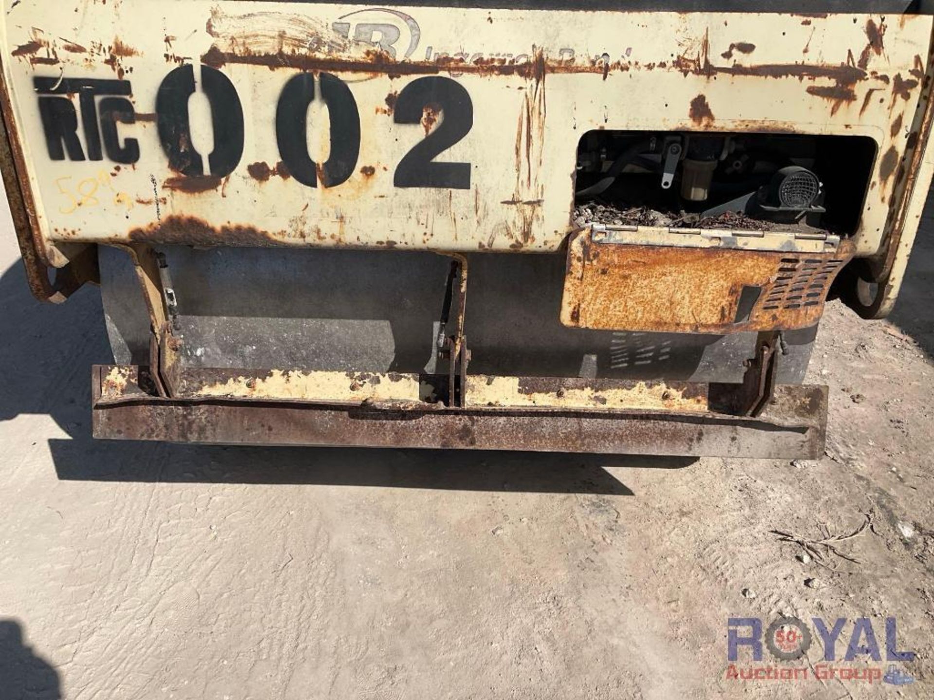 2007 DD70 Vibratory 58in Tandem Drum Roller - Image 20 of 26