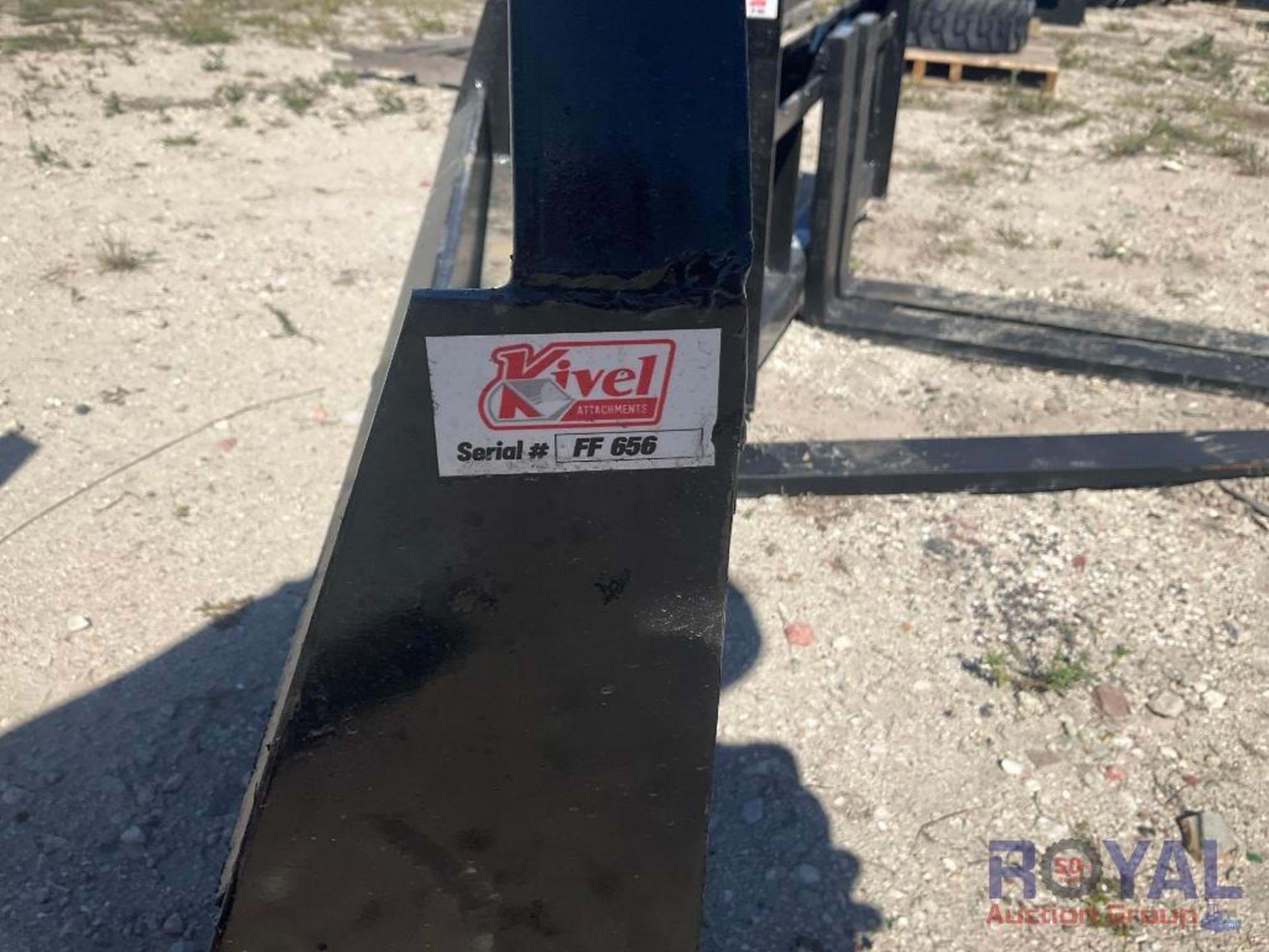 2023 Kivel 3500lbs 48in Fork Skid Steer Attachment - Image 4 of 5