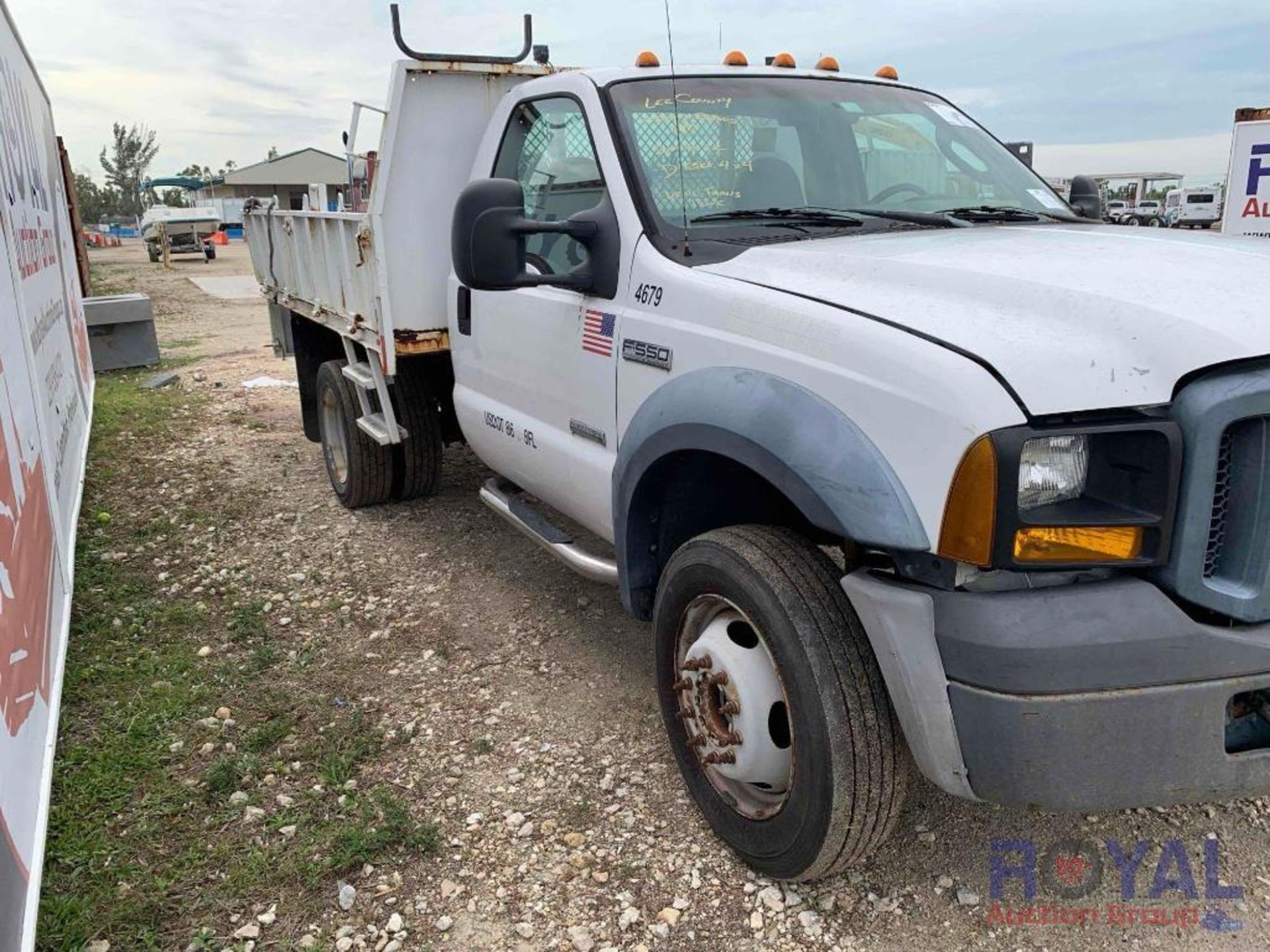 2006 Ford F550 4x4 Flatbed Truck - Image 20 of 22