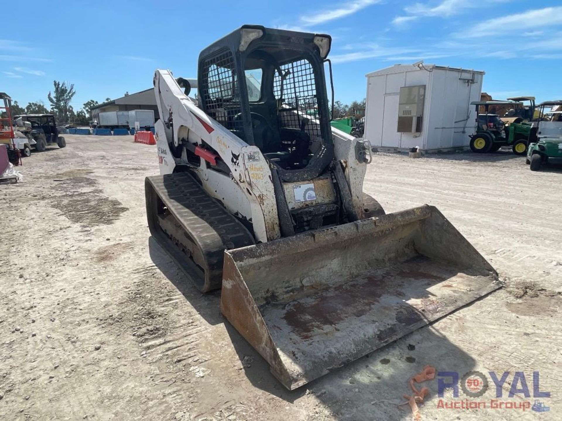 2018 Bobcat T740 Compact Track Loader Skid Steer - Image 2 of 17