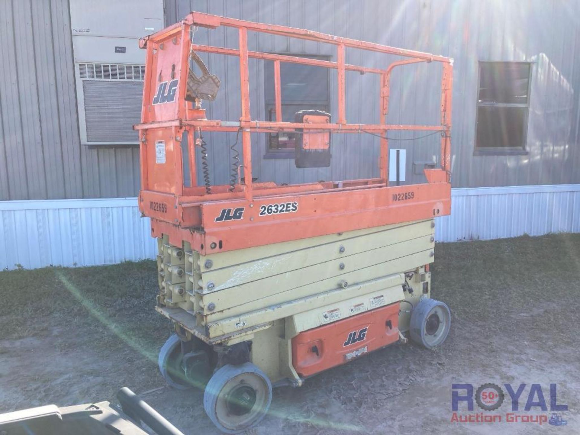 2018 JLG 2632ES Scissor Lift - Image 2 of 16