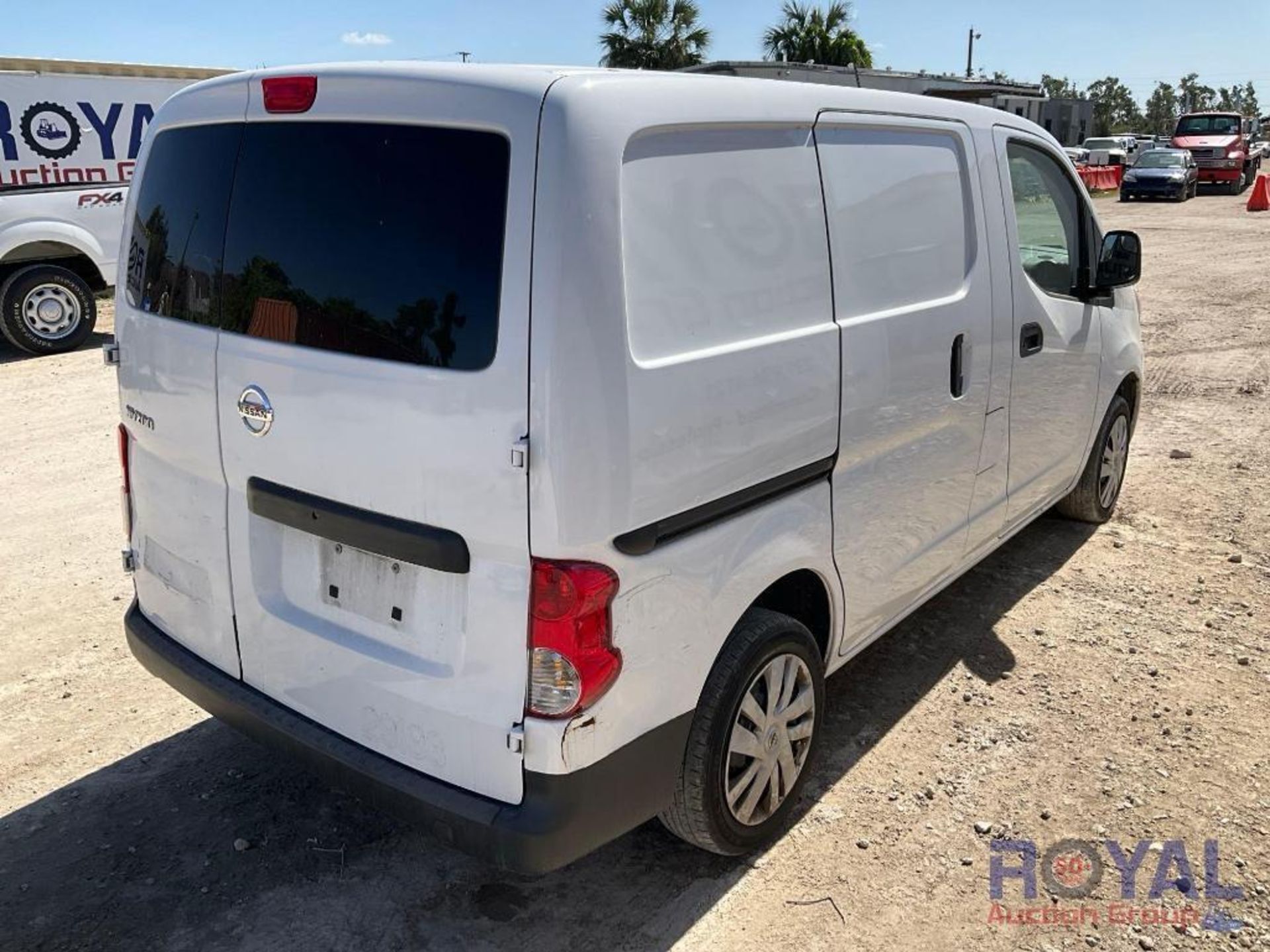 2019 Nissan NV2000 Van Cargo Van - Image 3 of 28