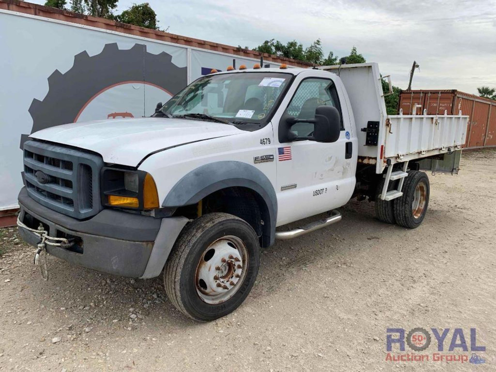 2006 Ford F550 4x4 Flatbed Truck