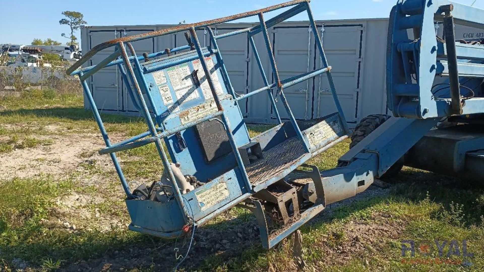 Genie Z45 Articulating All Terrain Boom Lift - Image 14 of 17