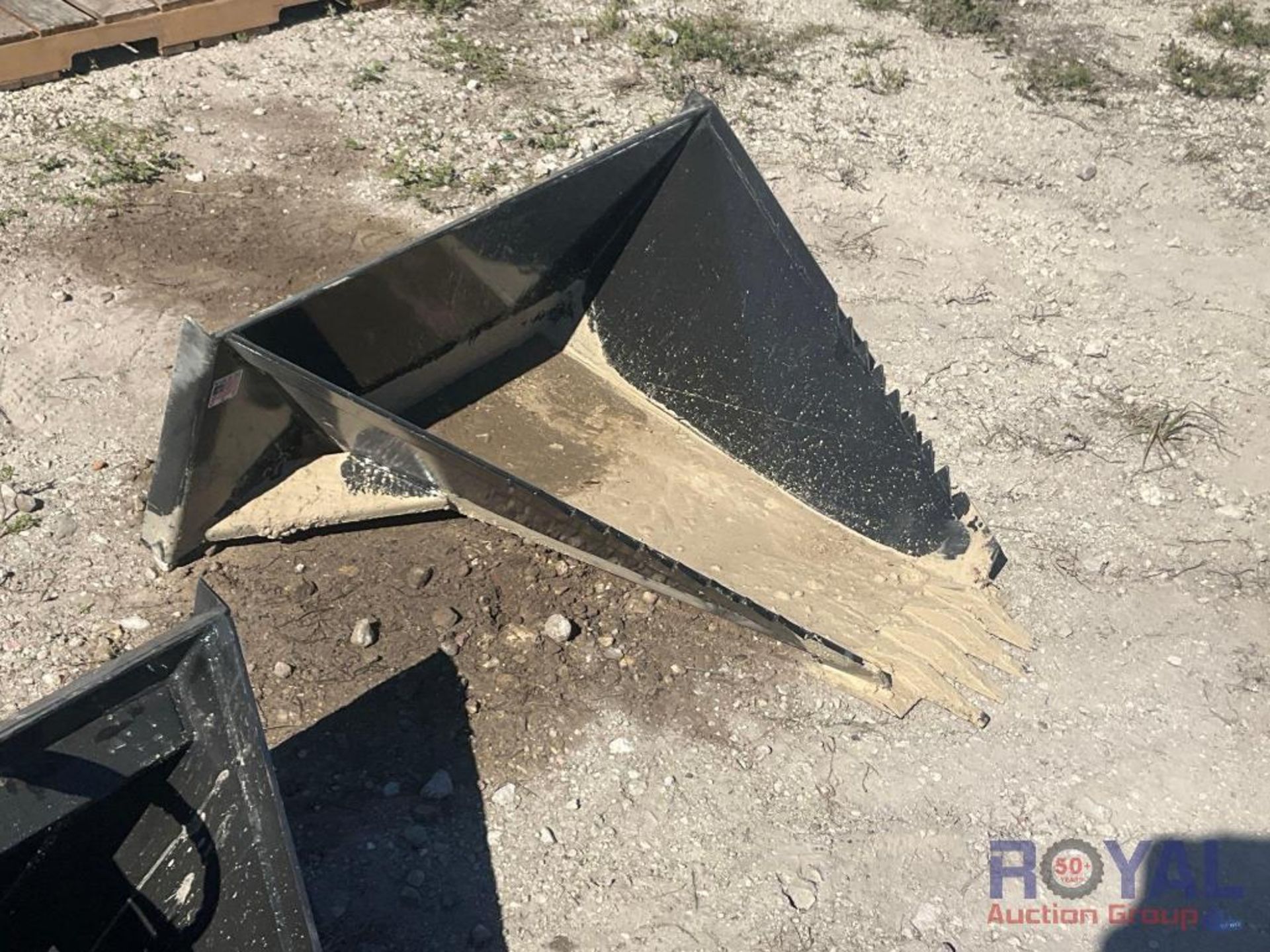 2023 JMR Stump Bucket Skid Steer Attachment - Image 2 of 4