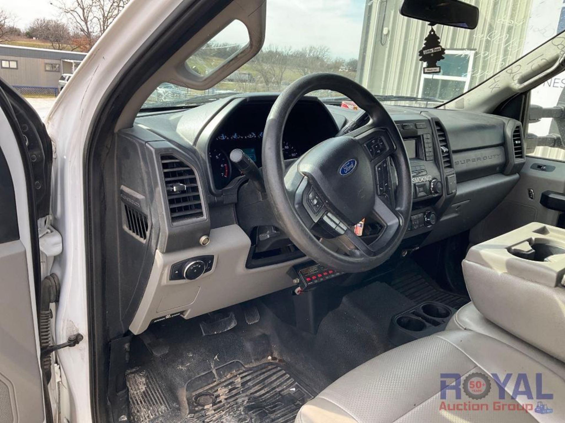 2019 Ford F250 4x4 Crew Cab Pickup Truck - Image 19 of 27