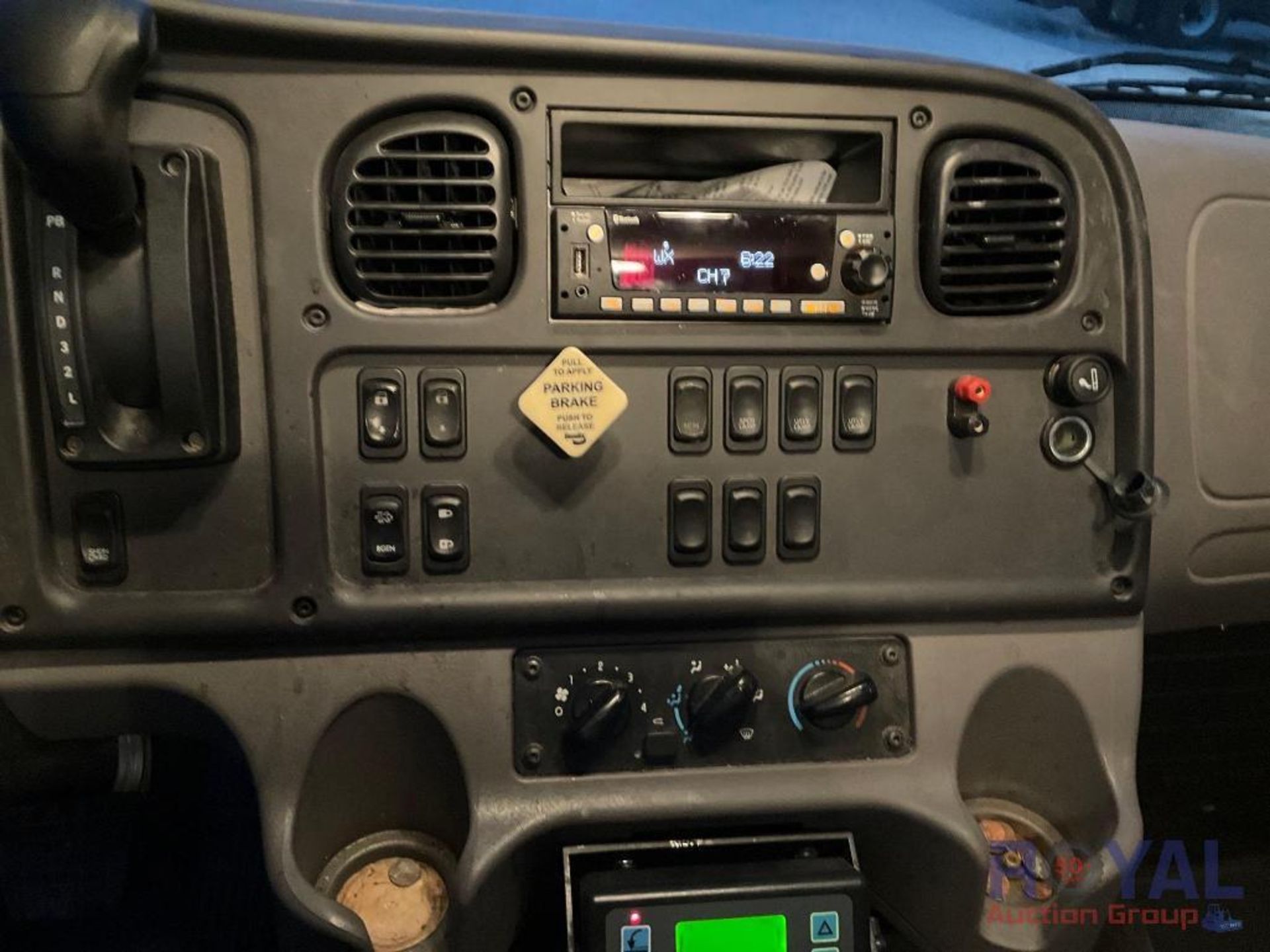 2022 Freightliner M2 106 TMA Attenuator Truck - Image 29 of 31