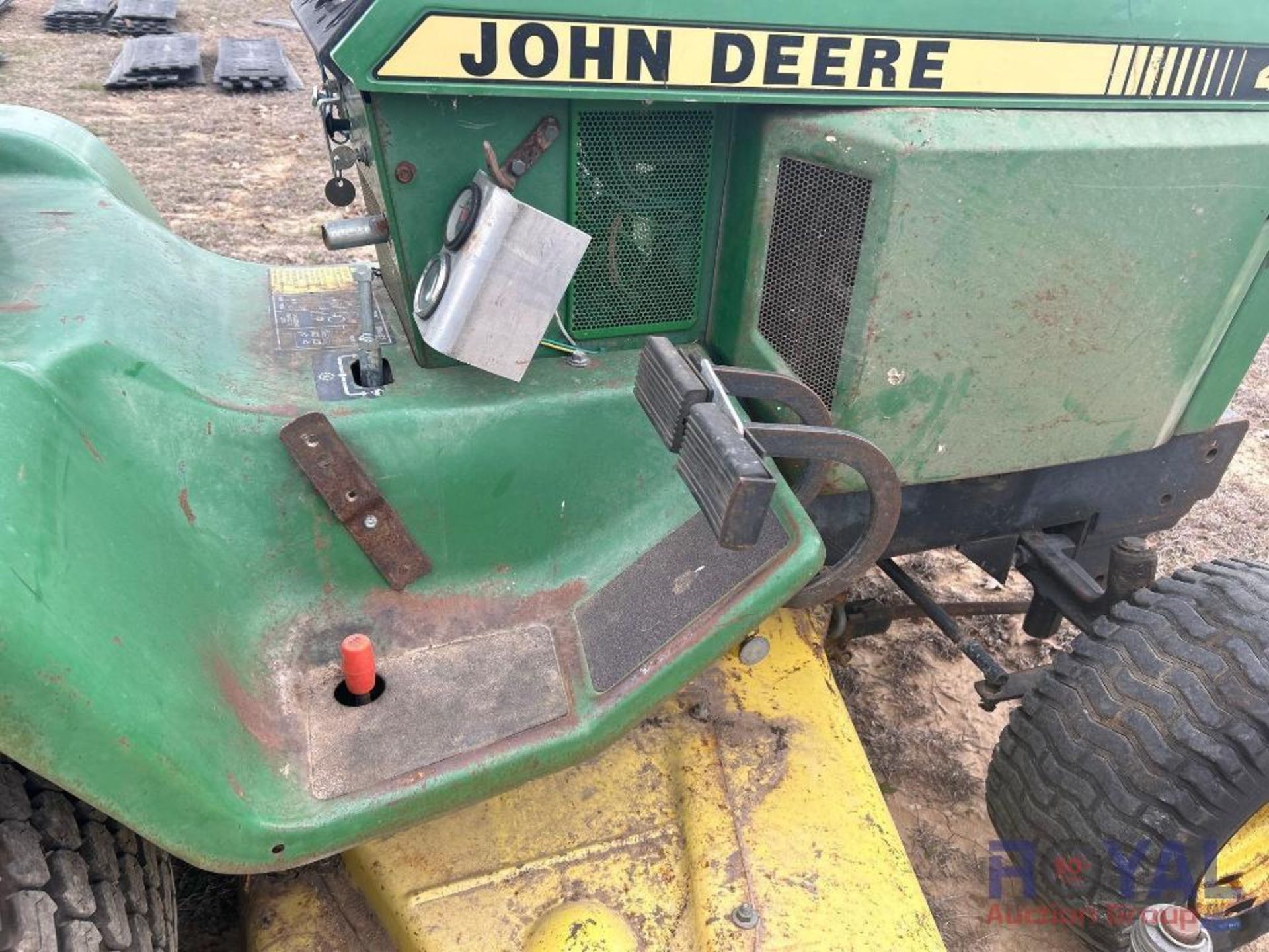 John Deere 420 Ride On Mower - Image 12 of 16