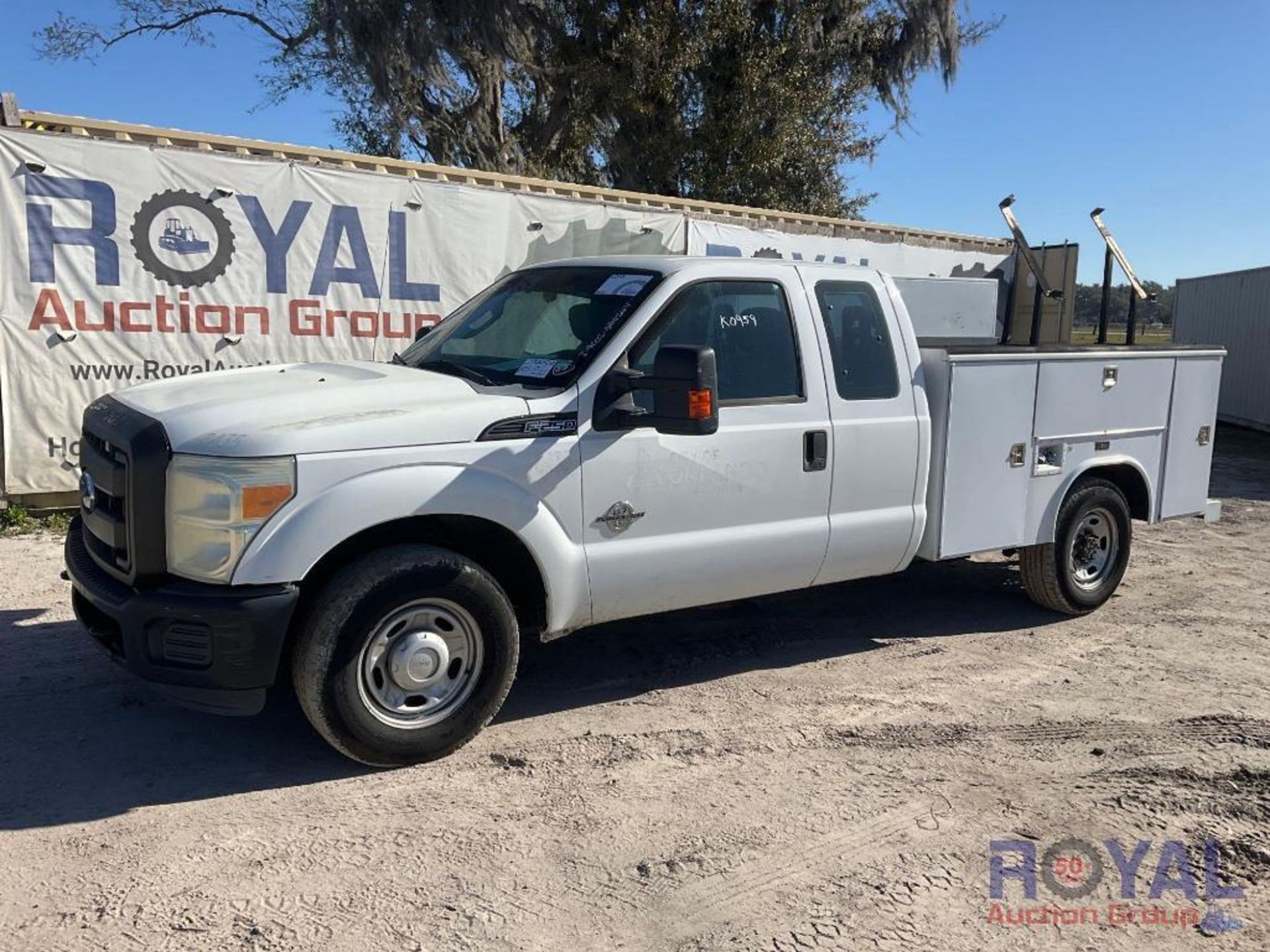 2011 Ford F250 Extended Cab Service Truck