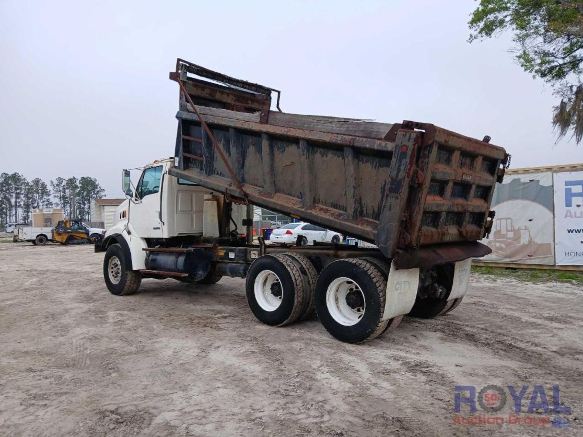 1999 Sterling L9513 T/A Dump Truck - Image 4 of 32