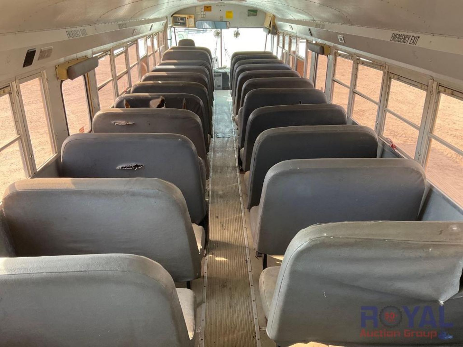 2000 International RE3000 School Bus - Image 11 of 20
