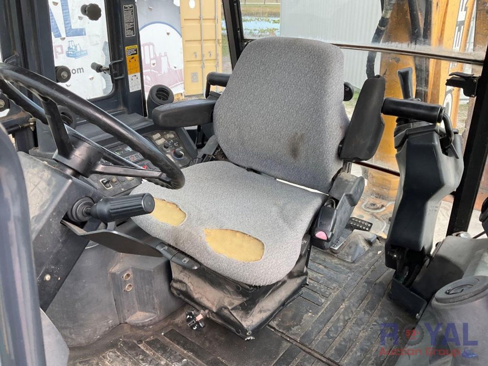 2006 John Deere 710G 4X4 Extendahoe Backhoe Loader - Image 27 of 39