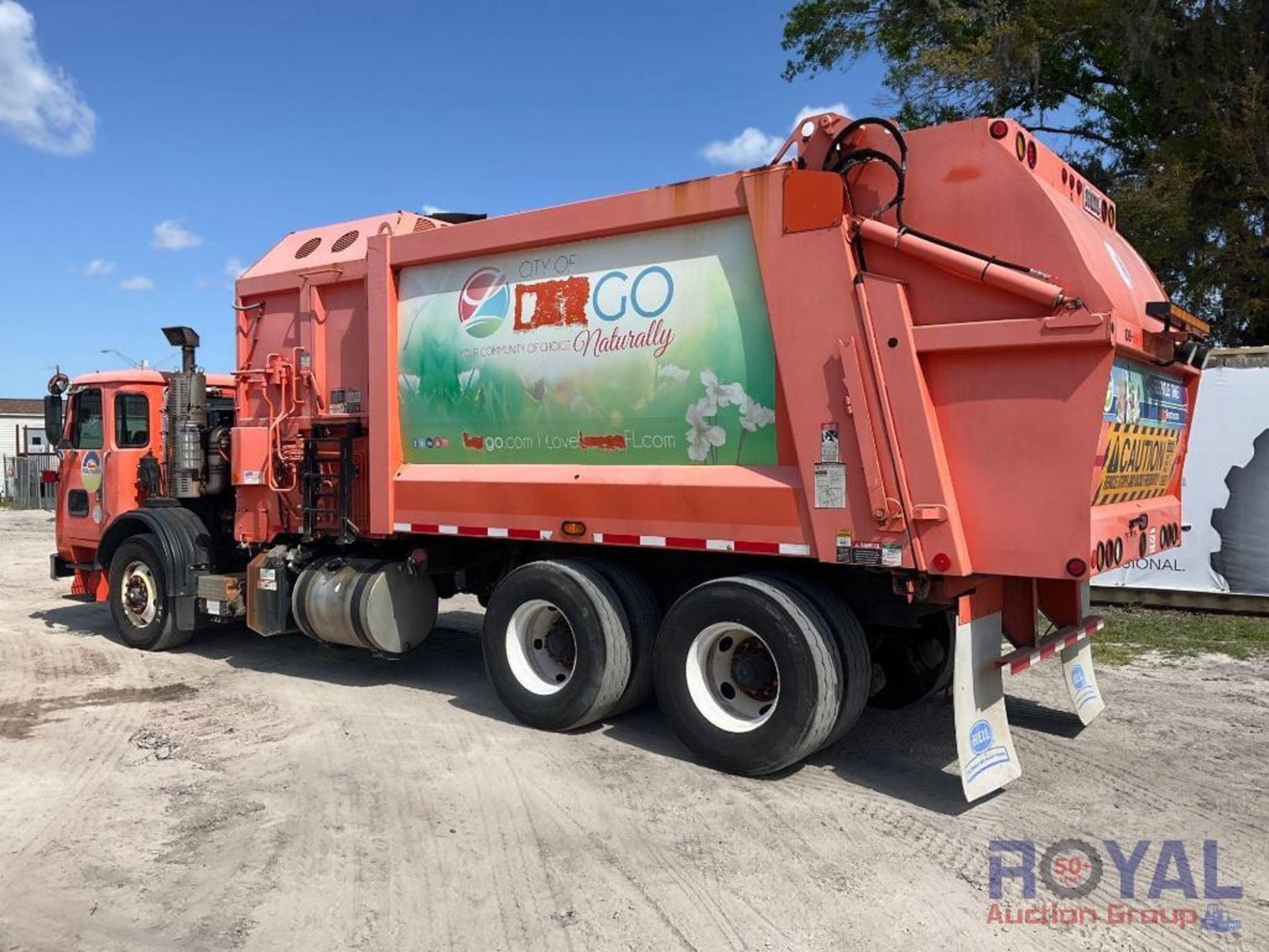 2015 AutoCar Expeditor Heil 612-3691 28Yd Side Loader Garbage Truck - Image 4 of 30