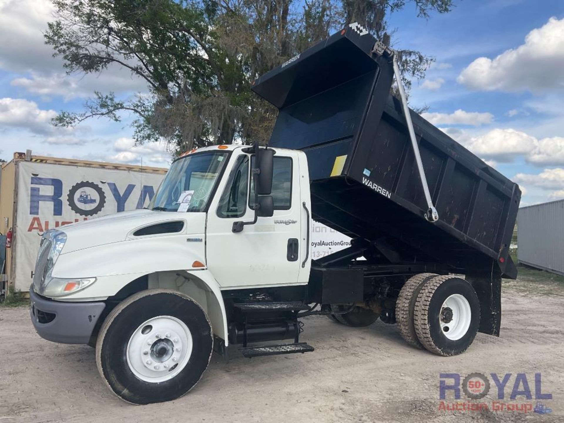 2008 International 4300V Warren Dump Truck