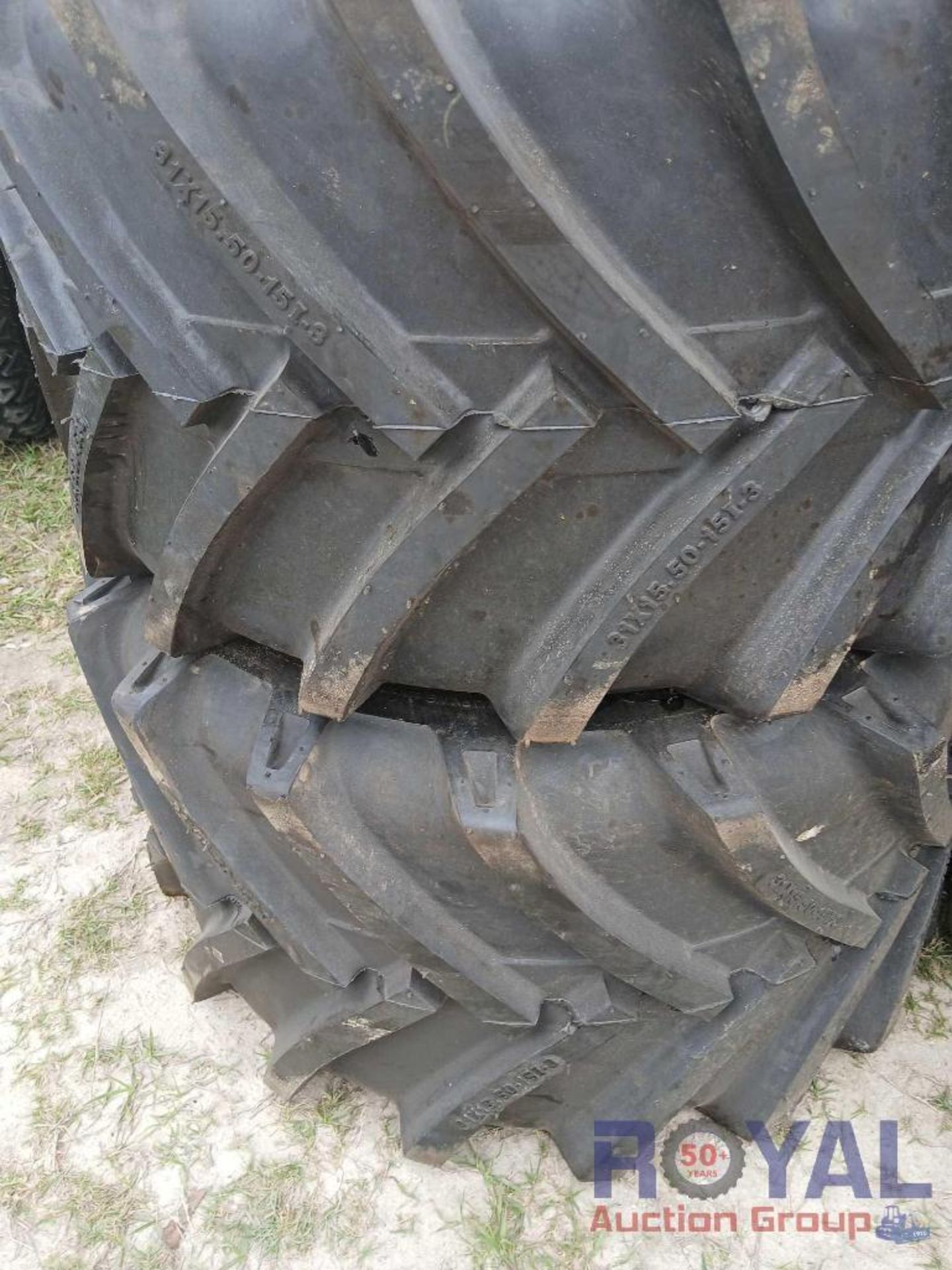 Lot Of 4 Forerunner Tires 31x15.5-15NHS - Image 4 of 6