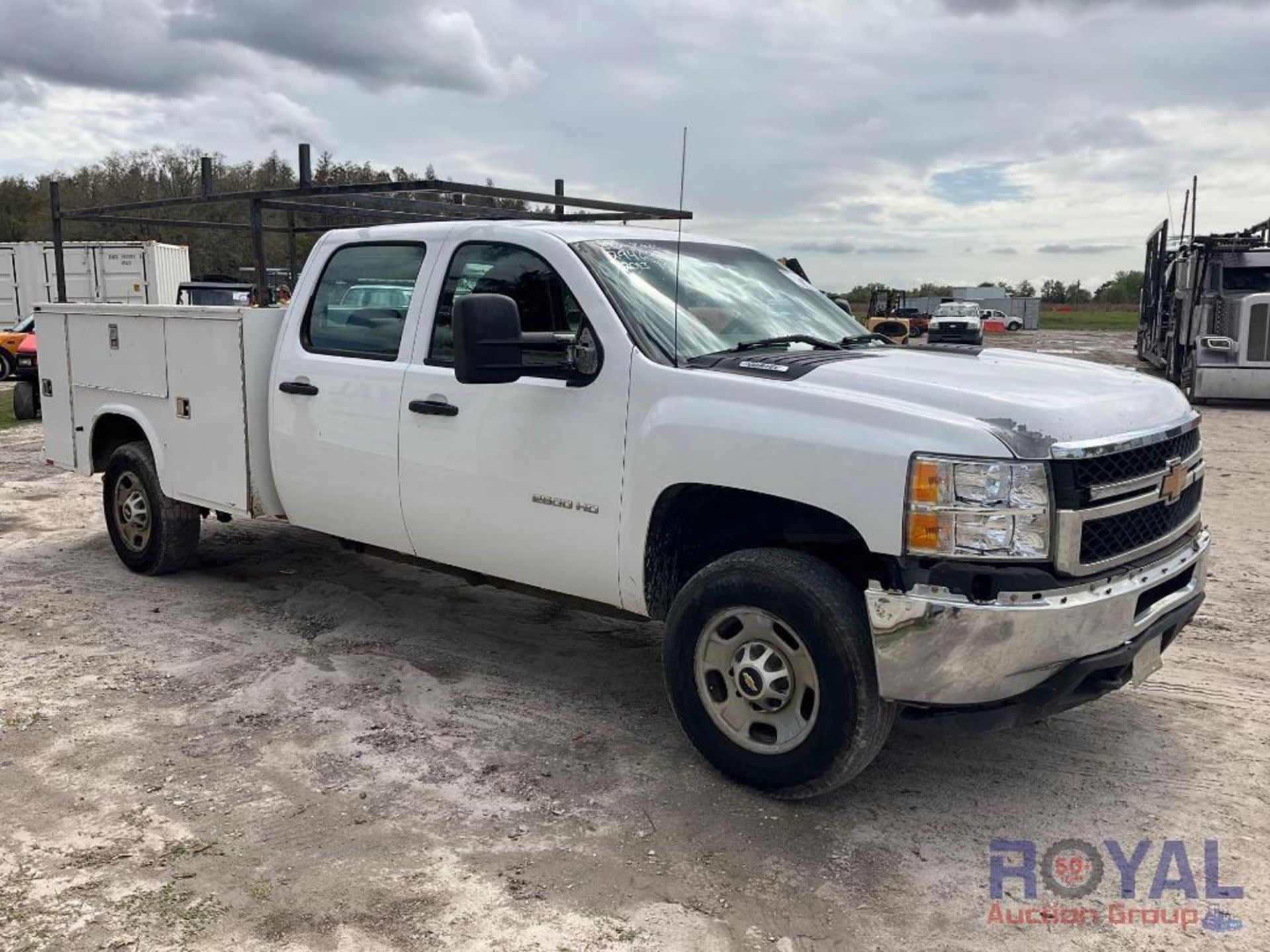 2013 Chevrolet Silverado Crew Cab Service Truck - Image 2 of 29