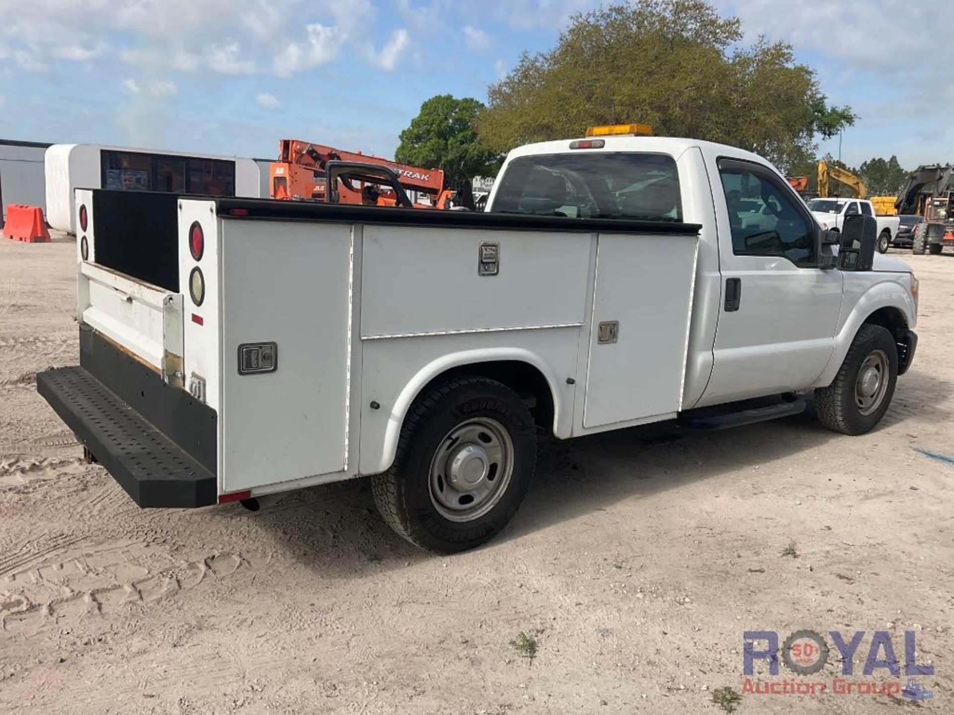 2011 Ford F-250 Service Truck - Bild 3 aus 26