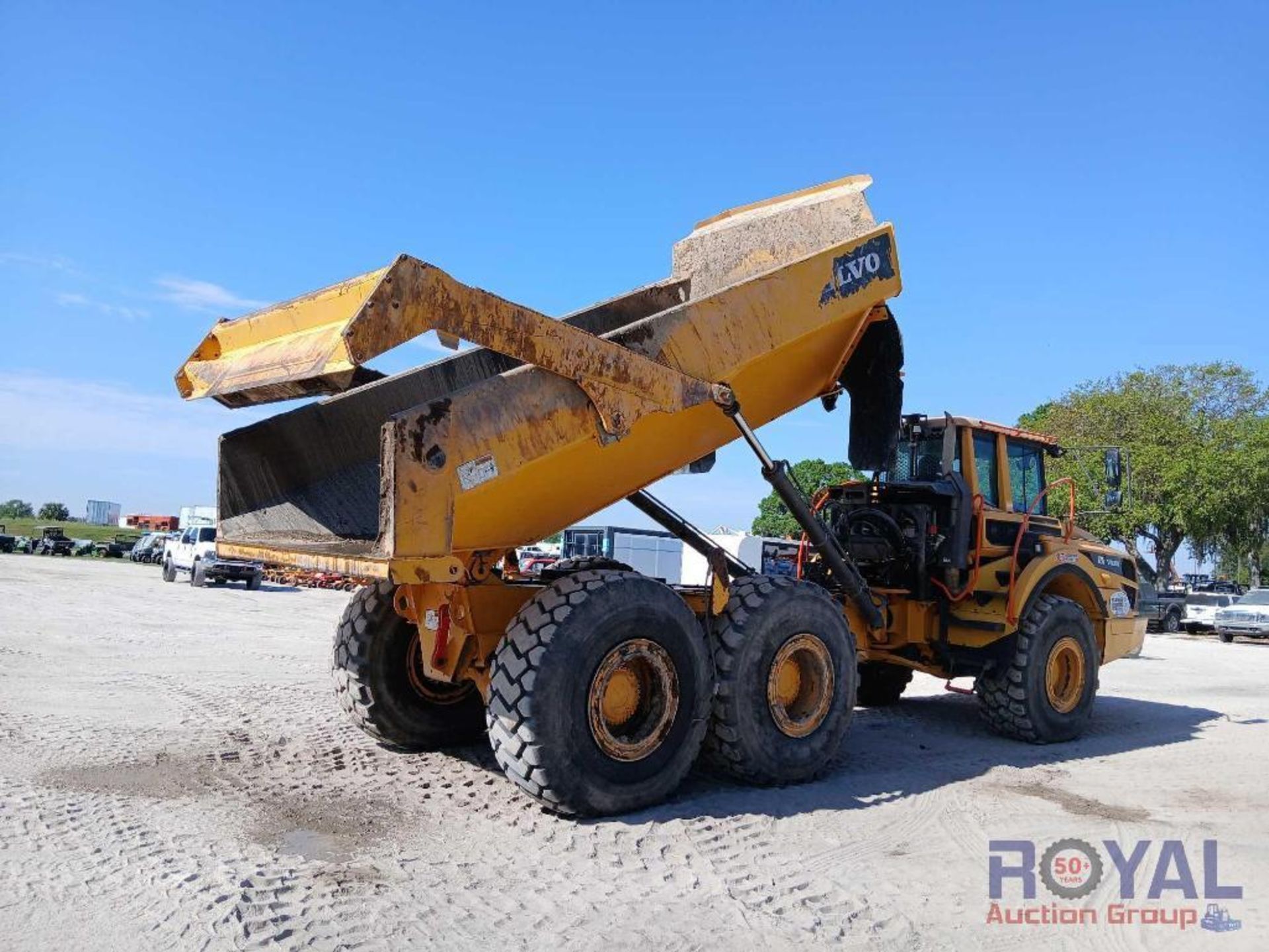 2020 Volvo A25G Off-Highway Articulated Dump Truck - Bild 3 aus 35