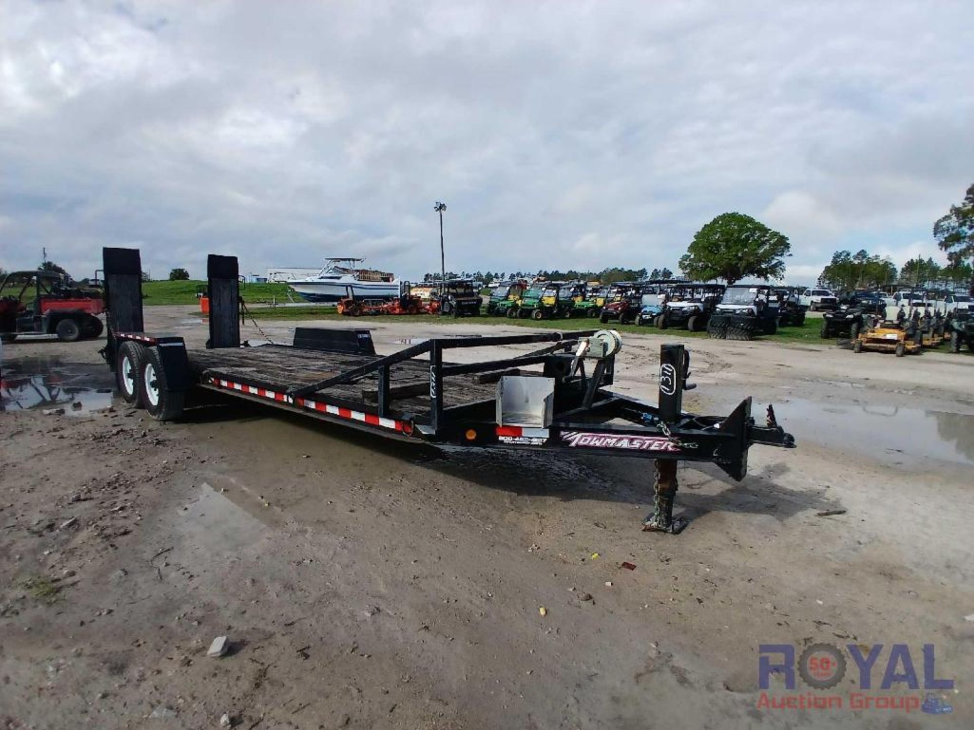 2018 Towmaster T-12D 28ft Trailer - Image 2 of 13
