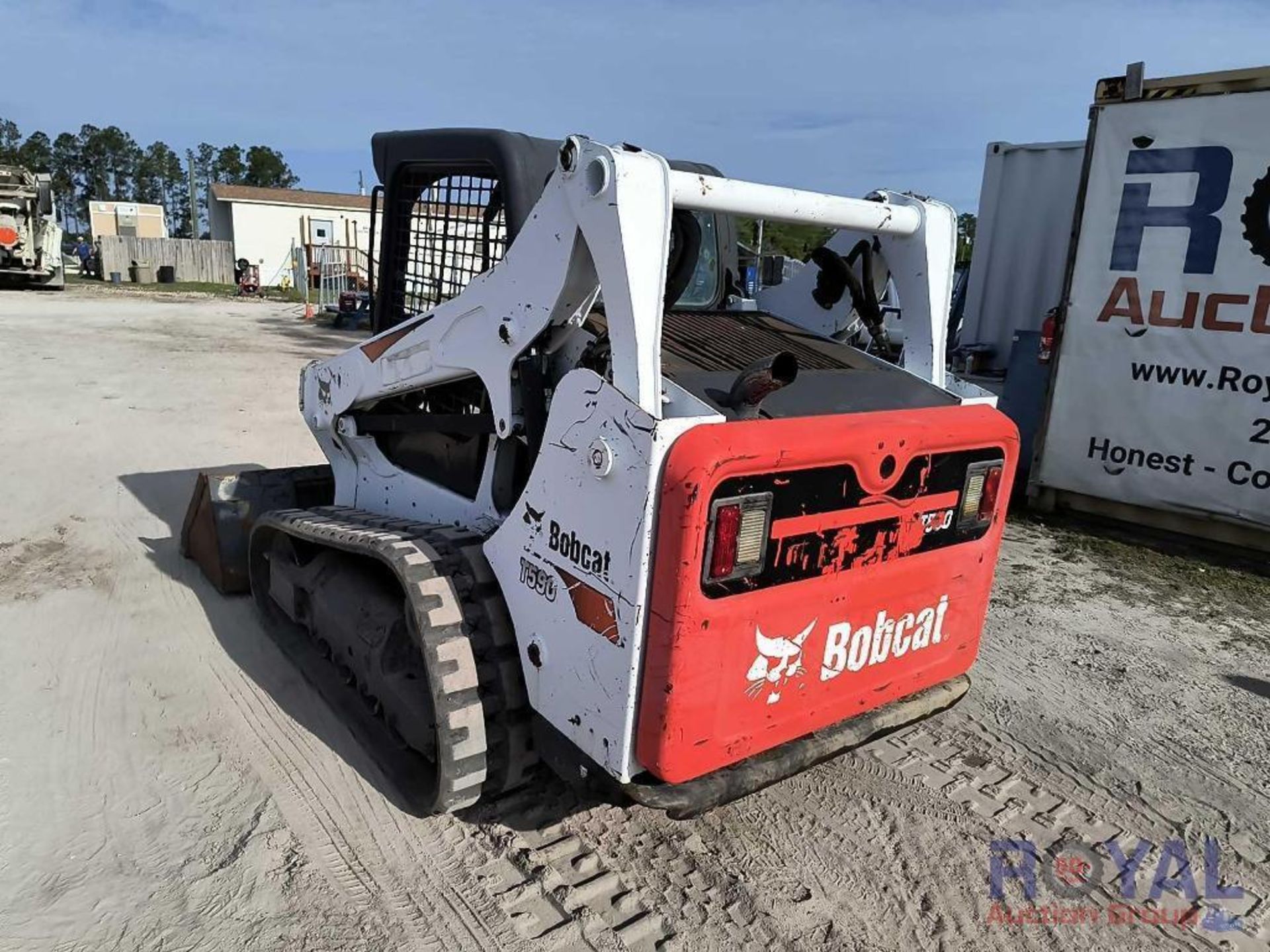 2018 Bobcat T590 Compact Track Loader Skid Steer - Image 2 of 30