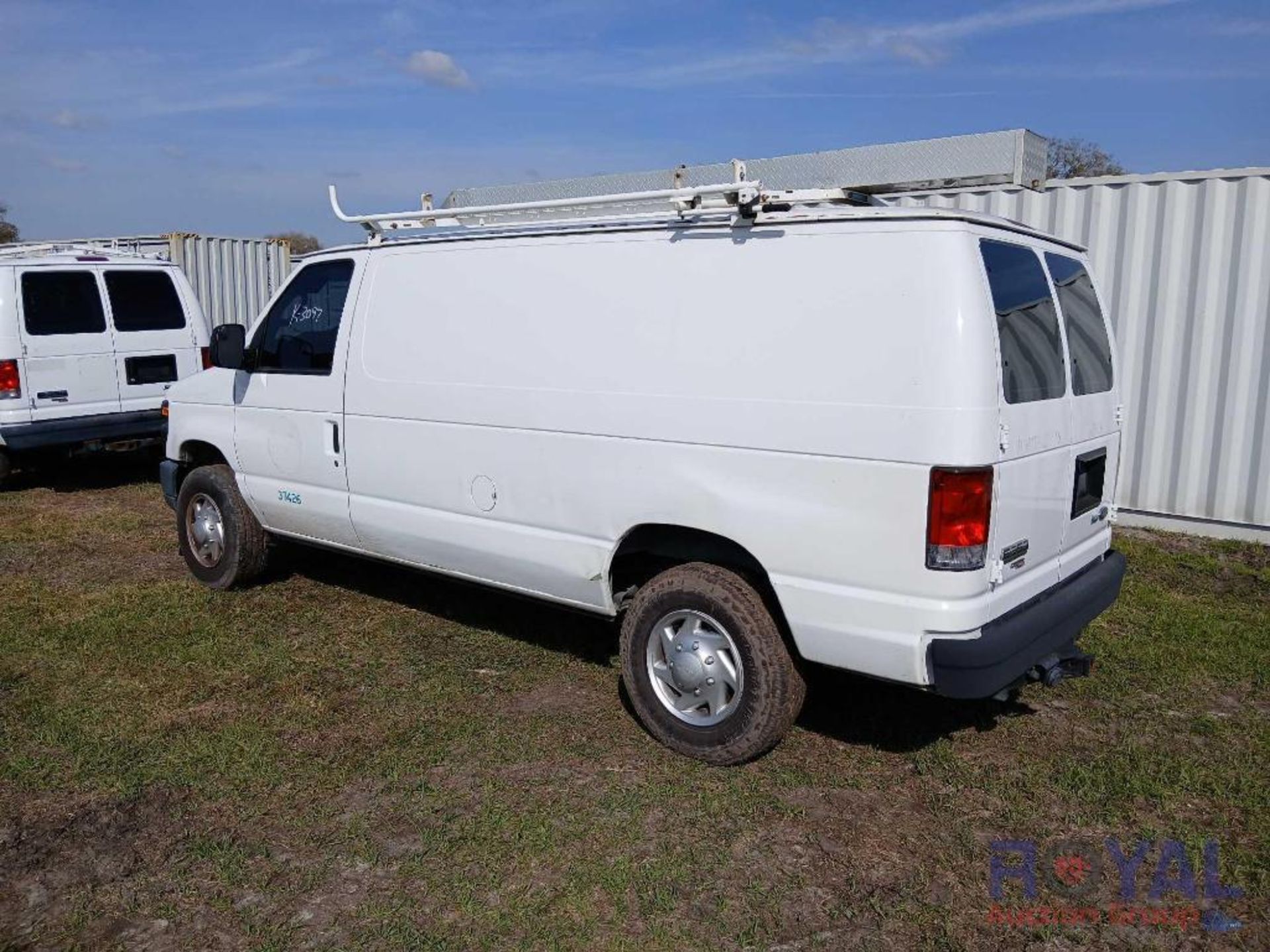 2014 Ford E350 Econoline Cargo Van - Image 4 of 25