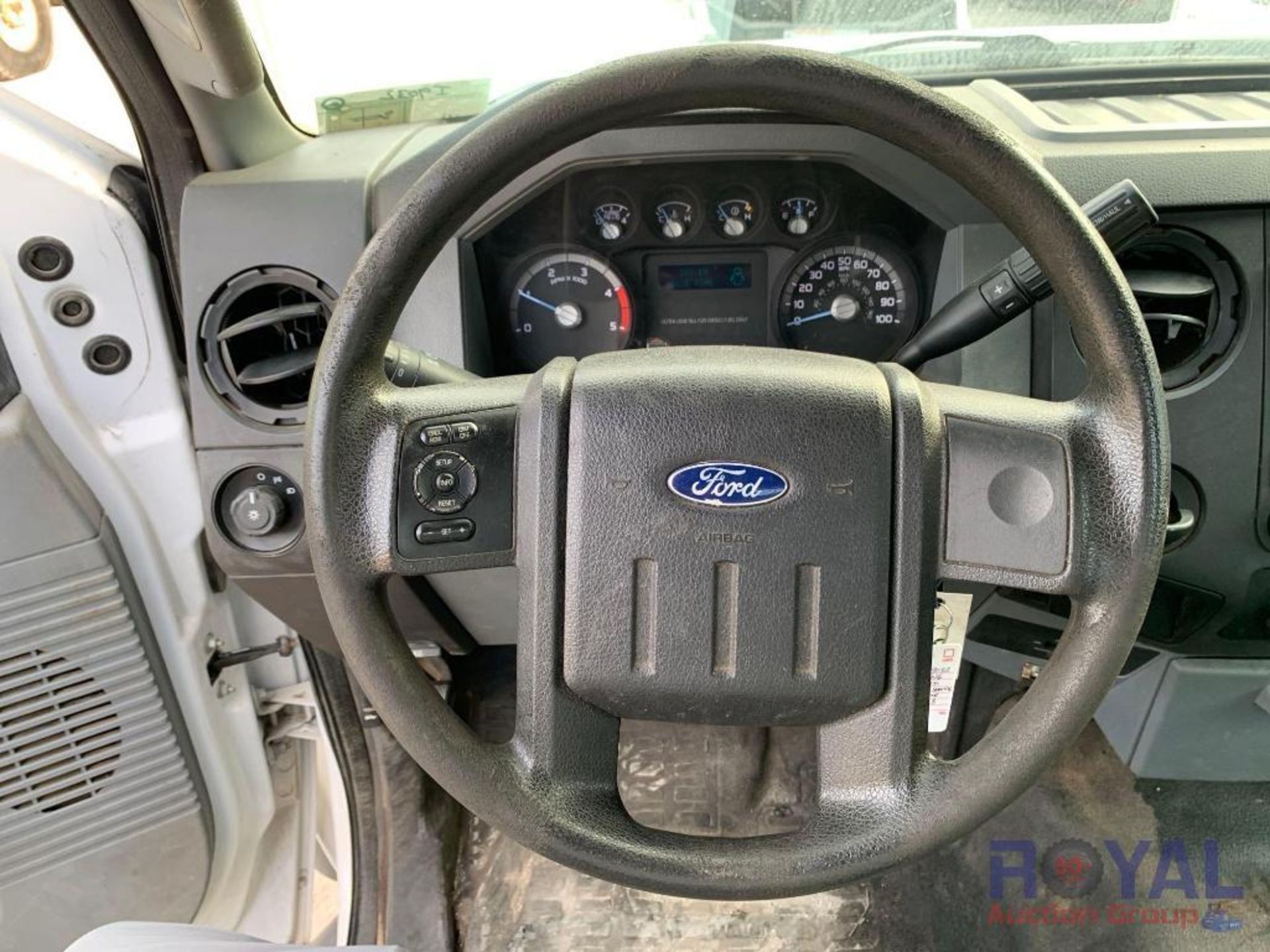 2016 Ford F550 Diesel Service Truck - Image 16 of 30