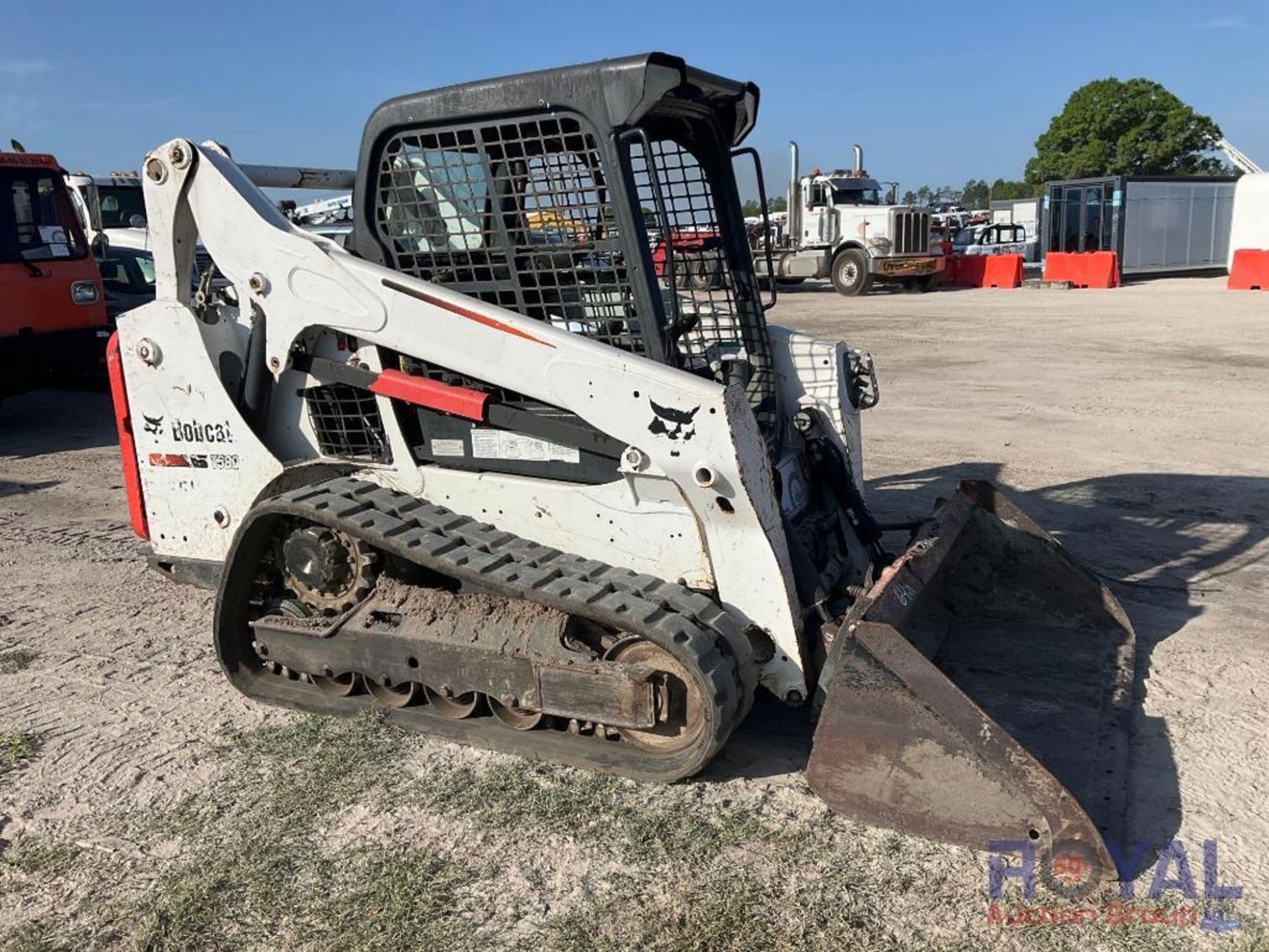 2016 Bobcat T590 Compact Track Loader Skid Steer - Image 2 of 21