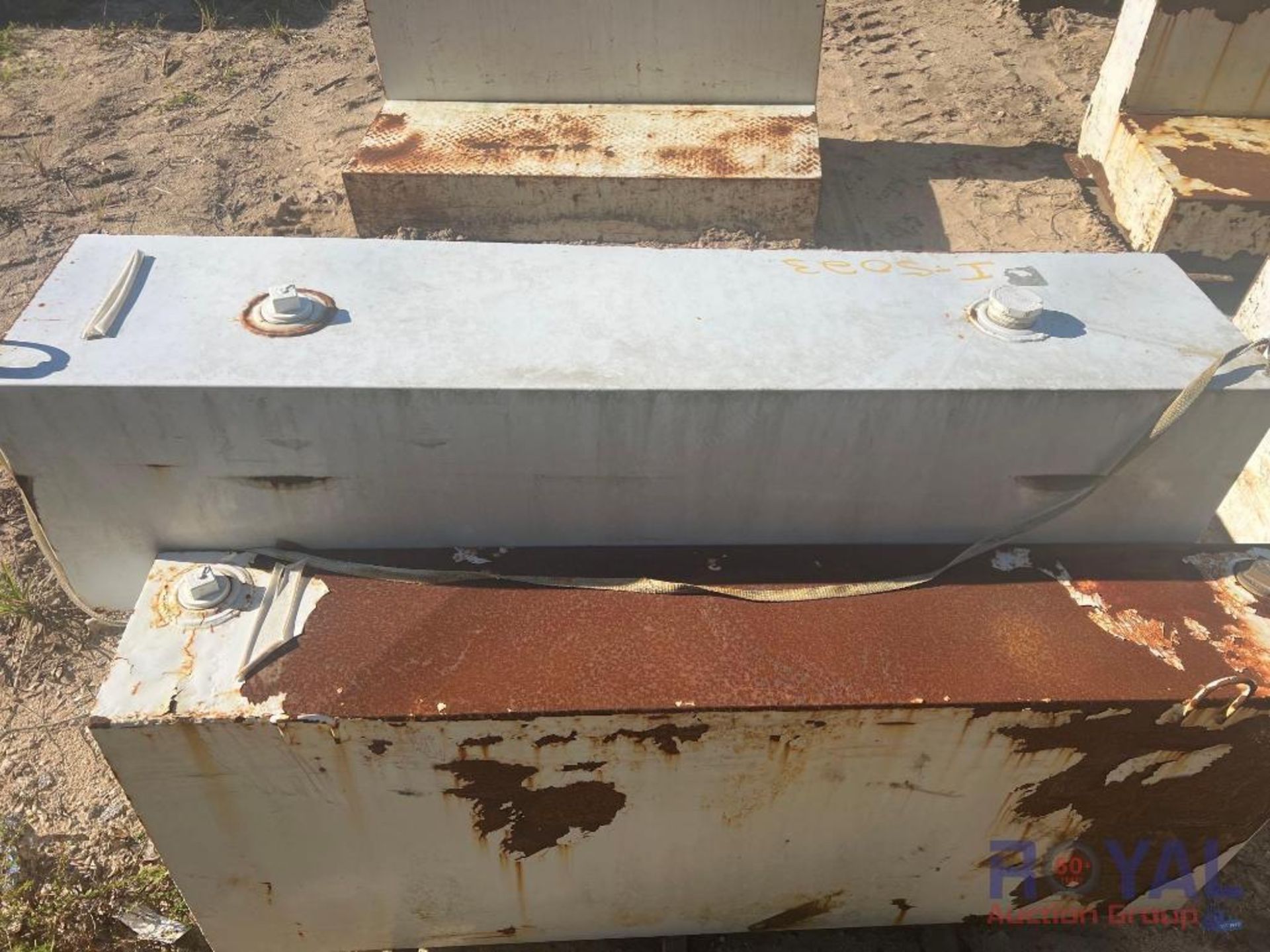 Transfer Fuel Tanks Lot of 2 - Image 3 of 3